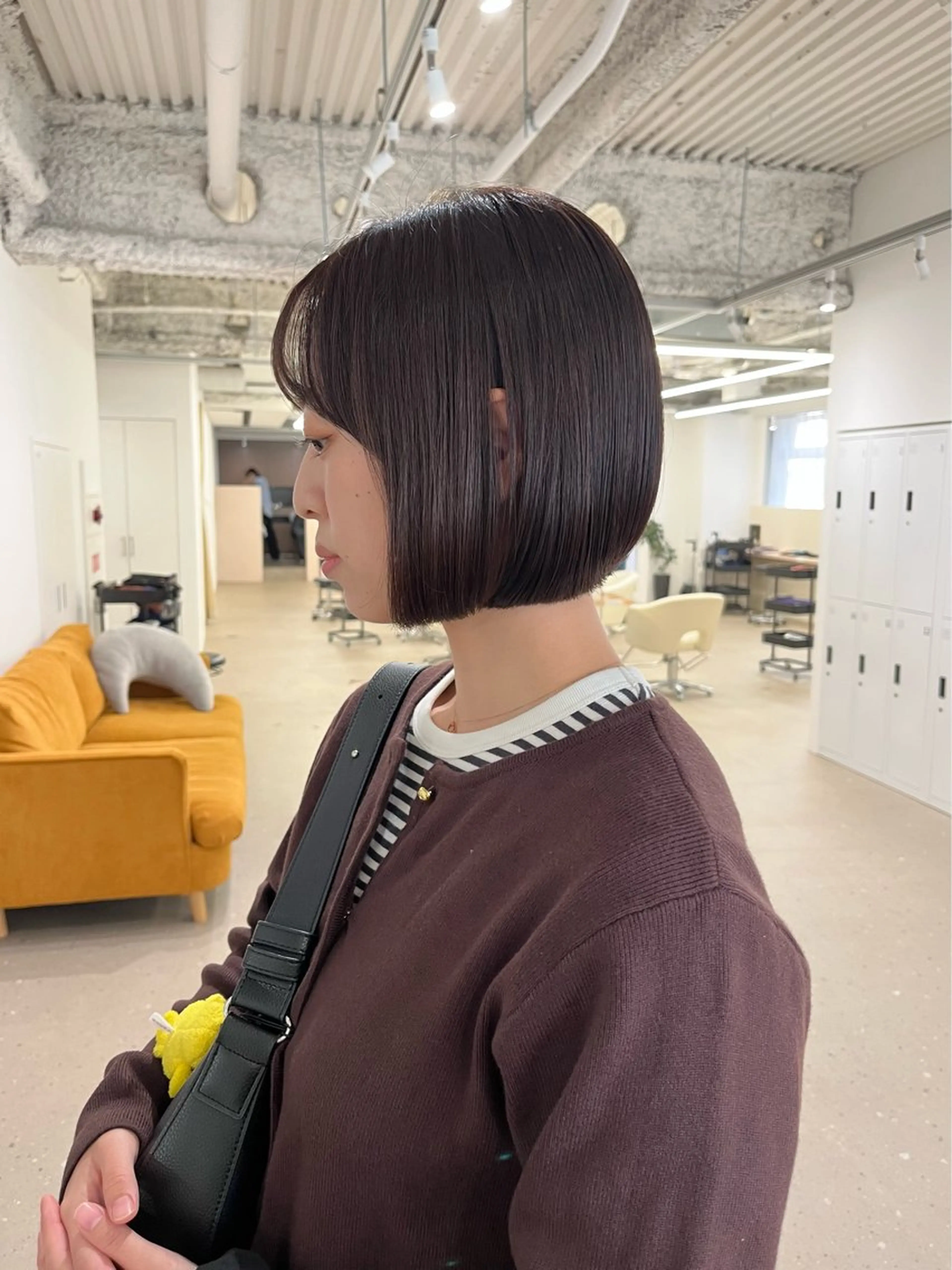 ミディアム カラー 阪本 桃のヘアスタイル