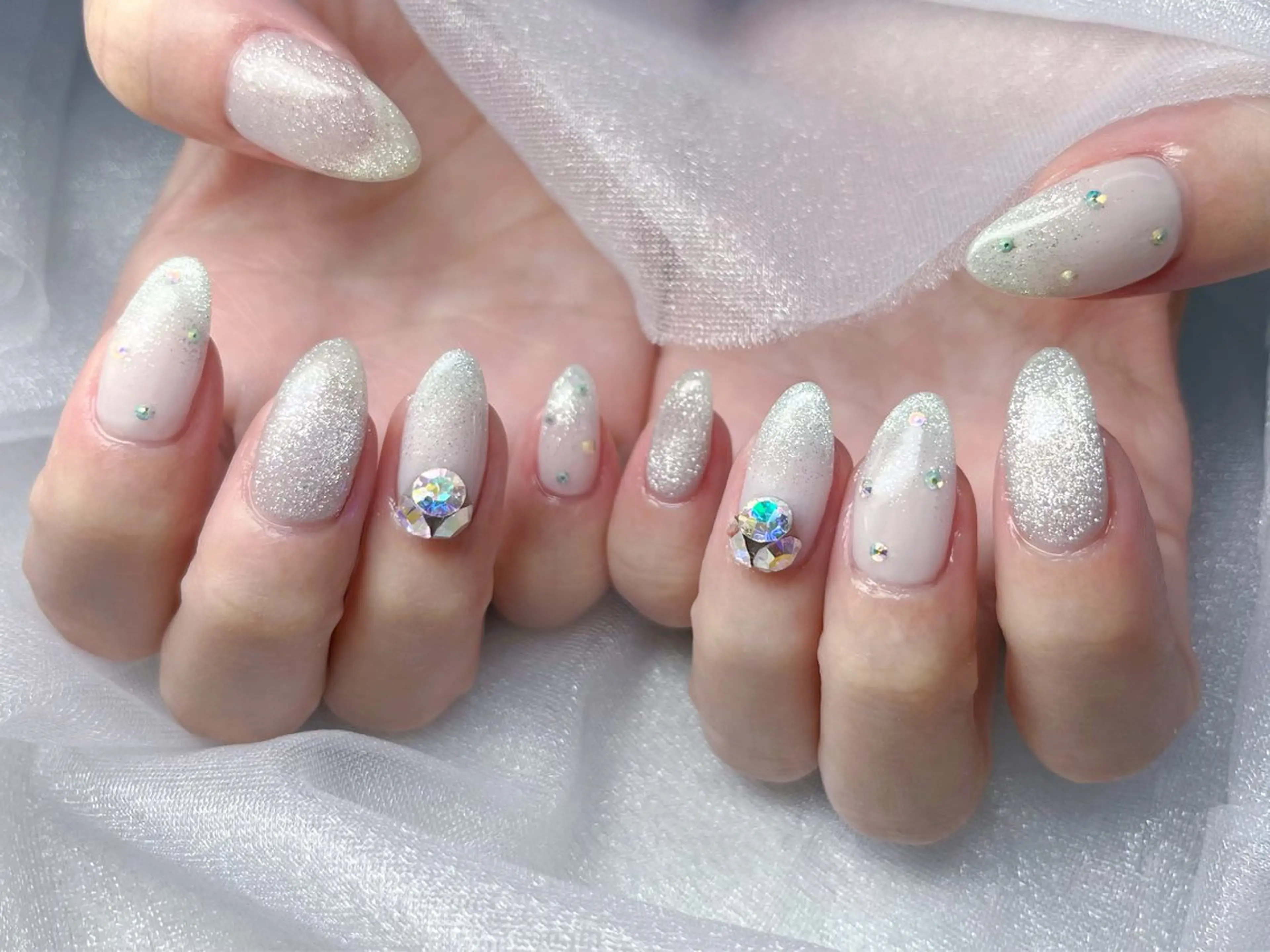 ネイル ハンドネイル Queennail 北堀江Yumiのネイルデザイン