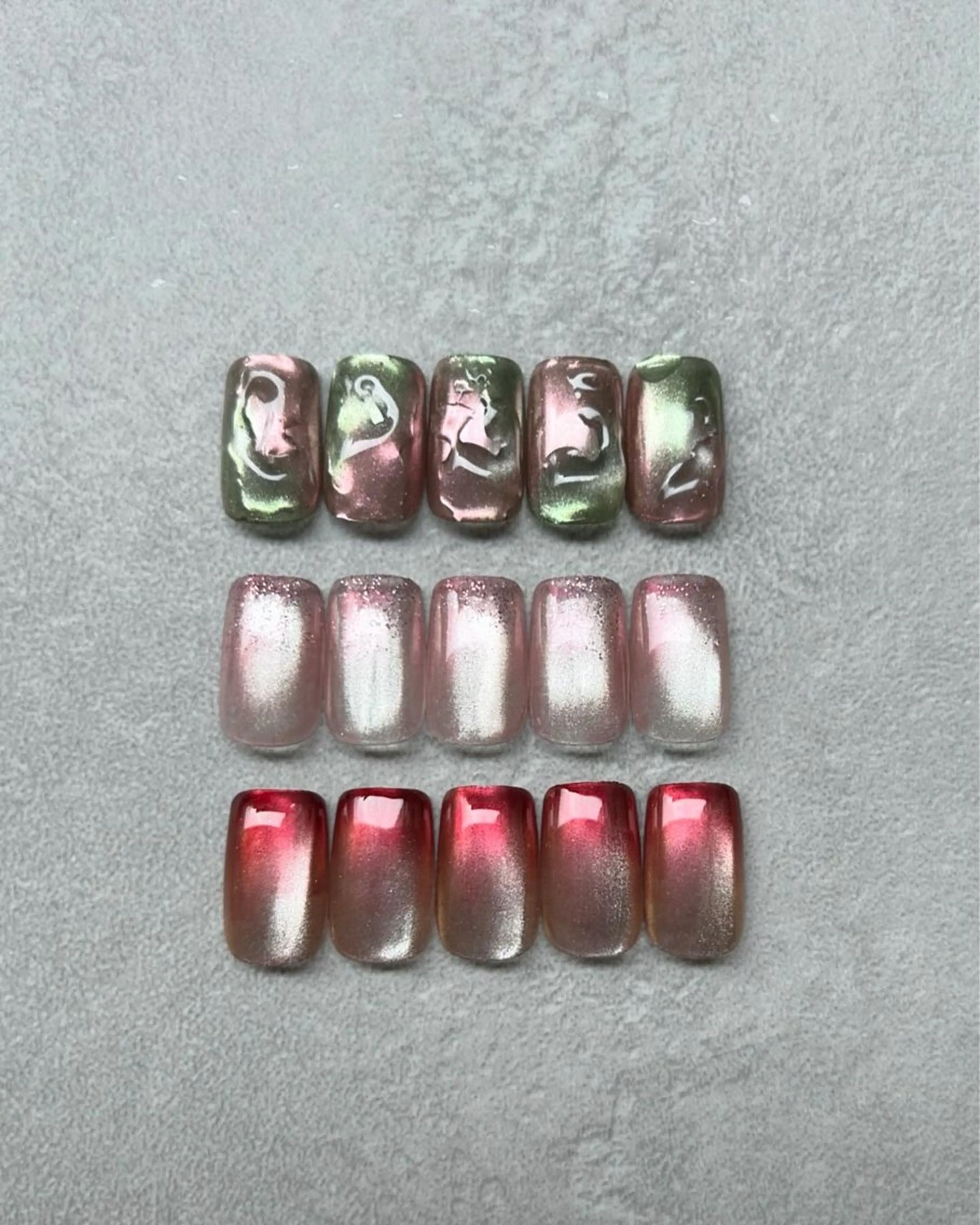 ネイル オーロラネイル カジュアル 桜ネイル フラッシュネイル グラデーション ハンドネイル ハンドケア lyly.nail所属・lylynail YUUKAのネイルデザイン