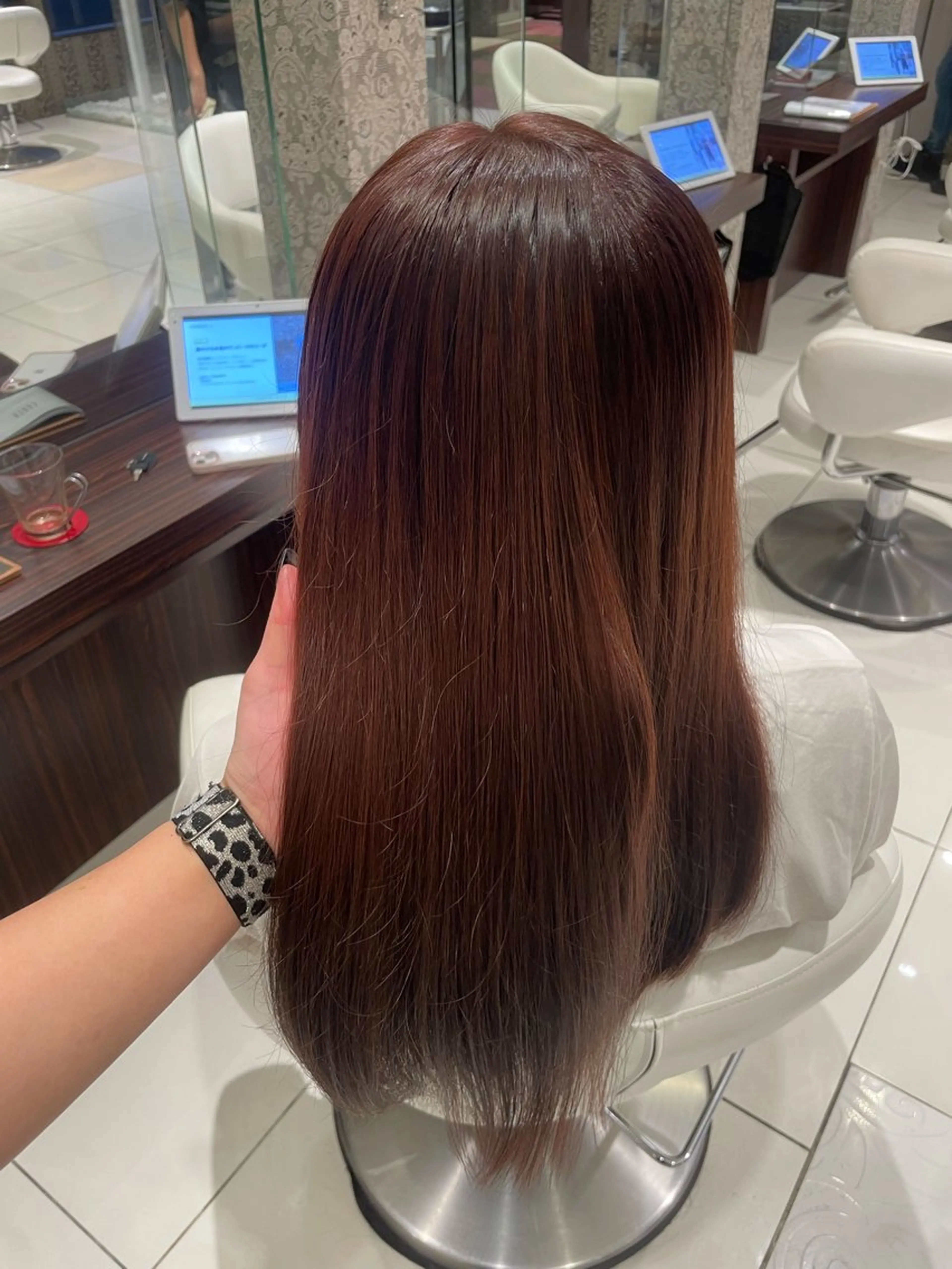 ロング カラー ブラウンカラー レッドカラー ヘアカラー 優来 艶髪特化美容師✨️のヘアスタイル