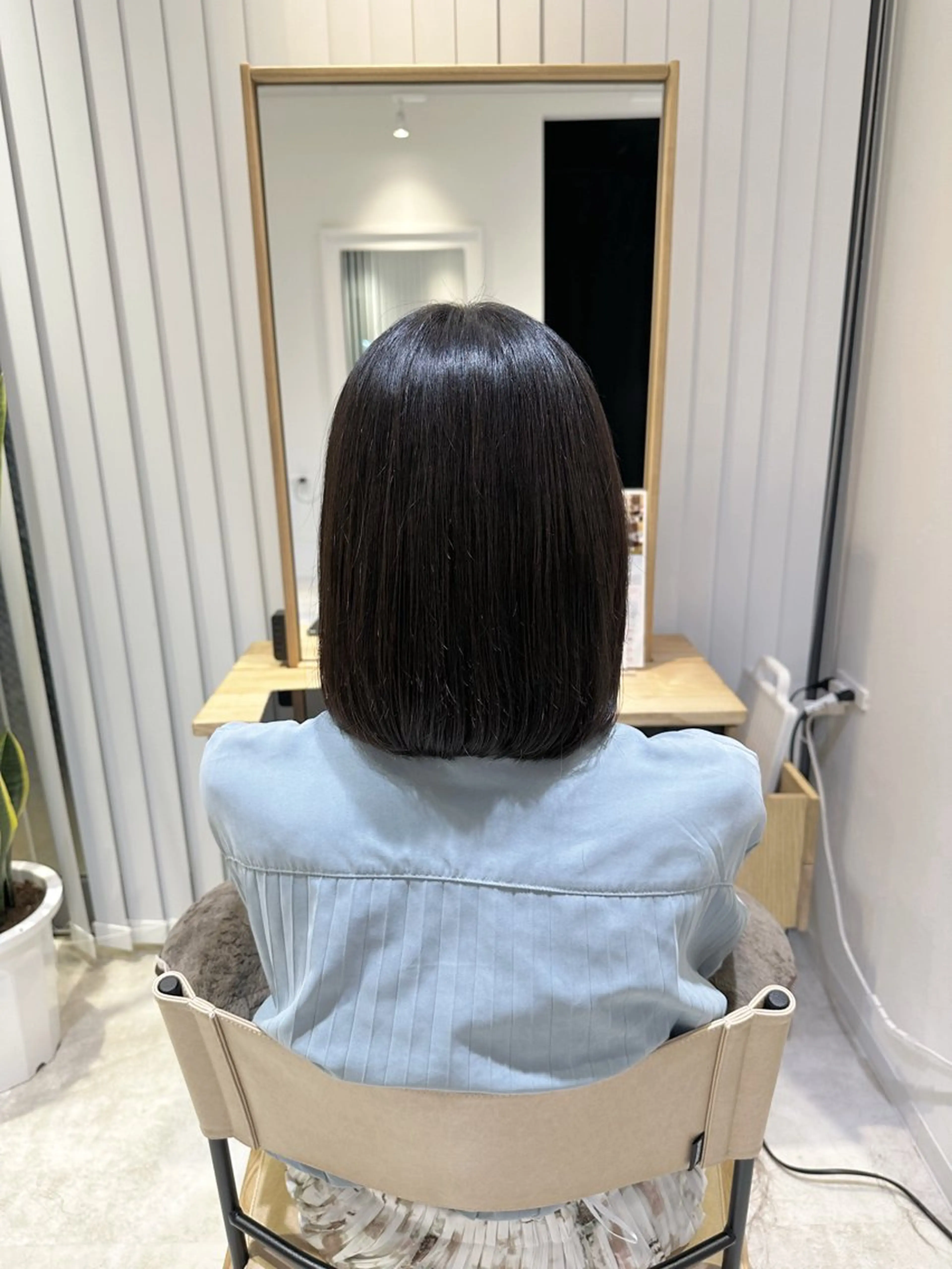 ミディアム 川崎 智優のヘアスタイル