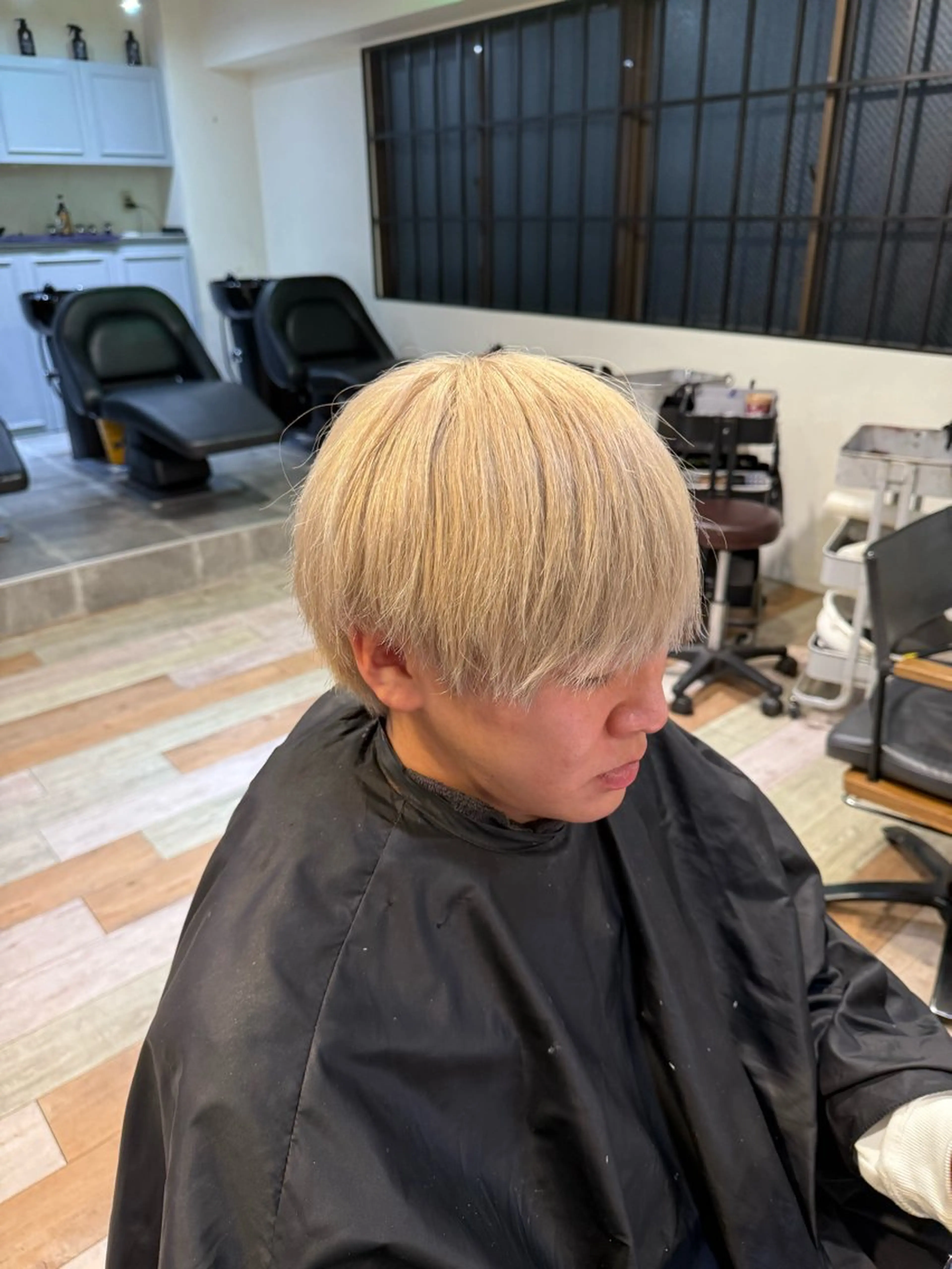 カラー メンズ メンズハイトーン マッシュ ベージュカラー ハイトーンカラー ホワイトベージュ カット ヘアカラー メンズカット/パーマ 艶カラーTAIGA︎のヘアスタイル