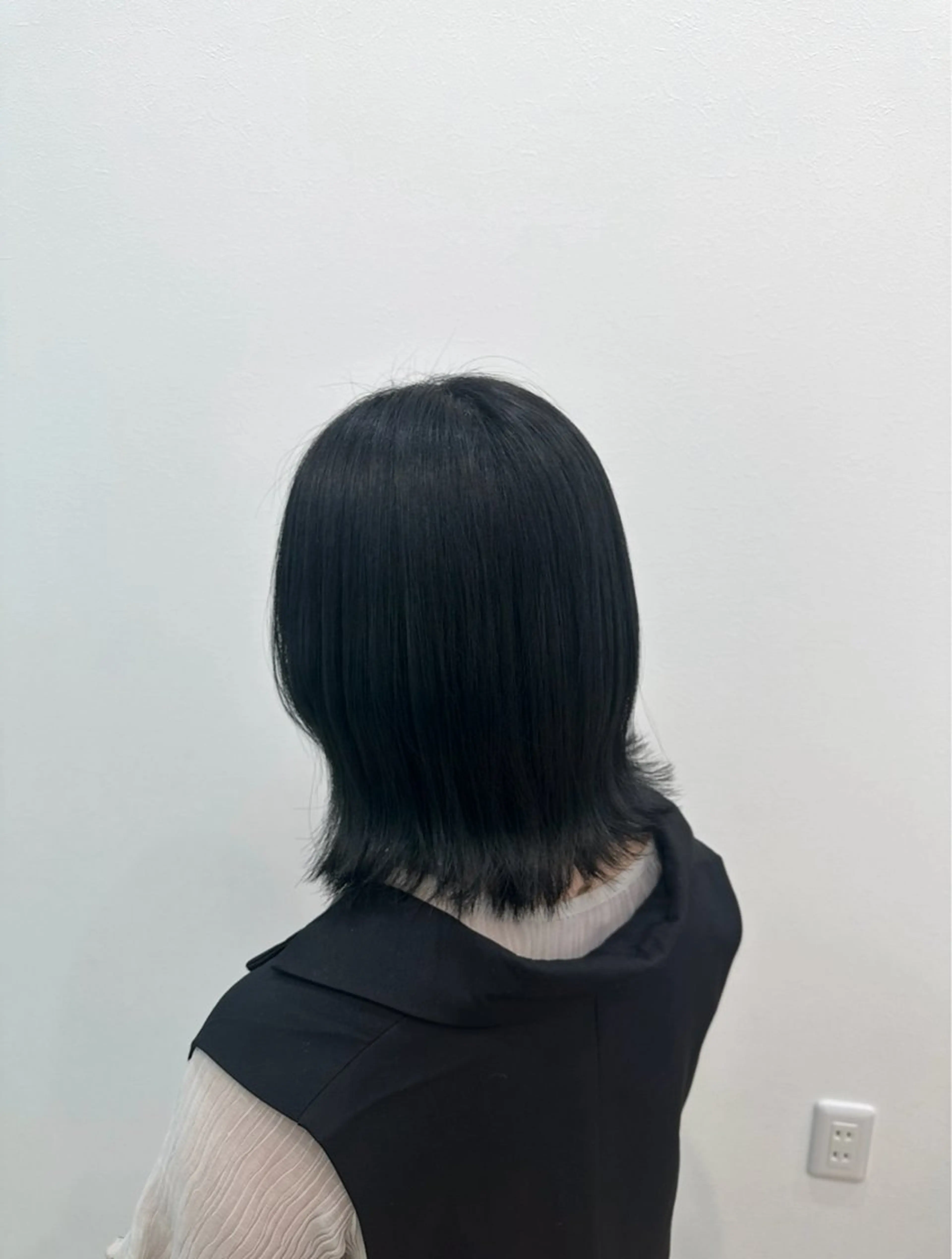 ミディアム カラー ダークグリーン カット ヘアカラー enne所属・enne こさかのヘアスタイル