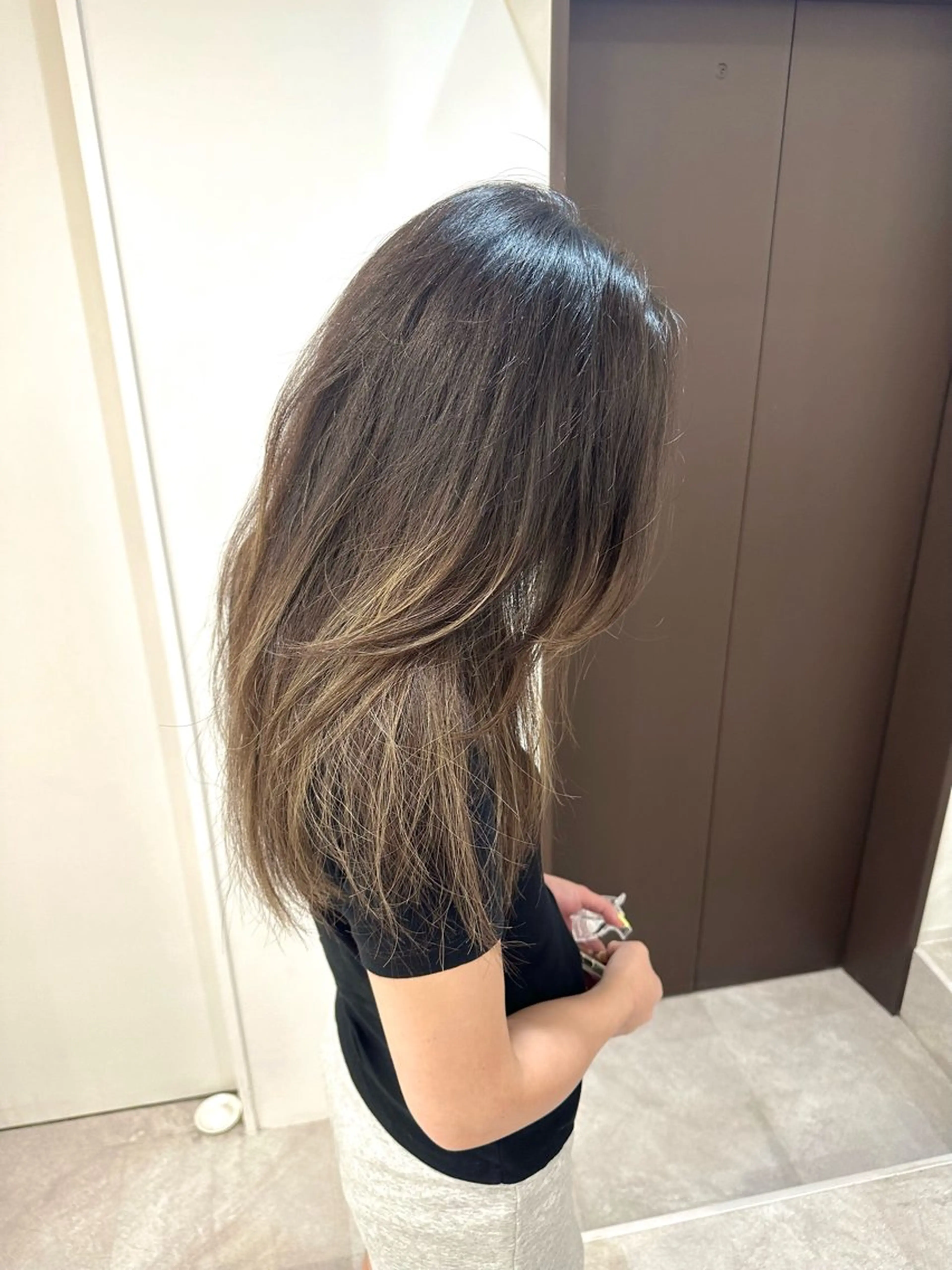 ロング カラー ヘアアレンジ 外国人風カラー レイヤーカット カット SALOWIN京都河原町Suite店所属・外国人風レイヤー/ ハイトーンSHUのヘアスタイル