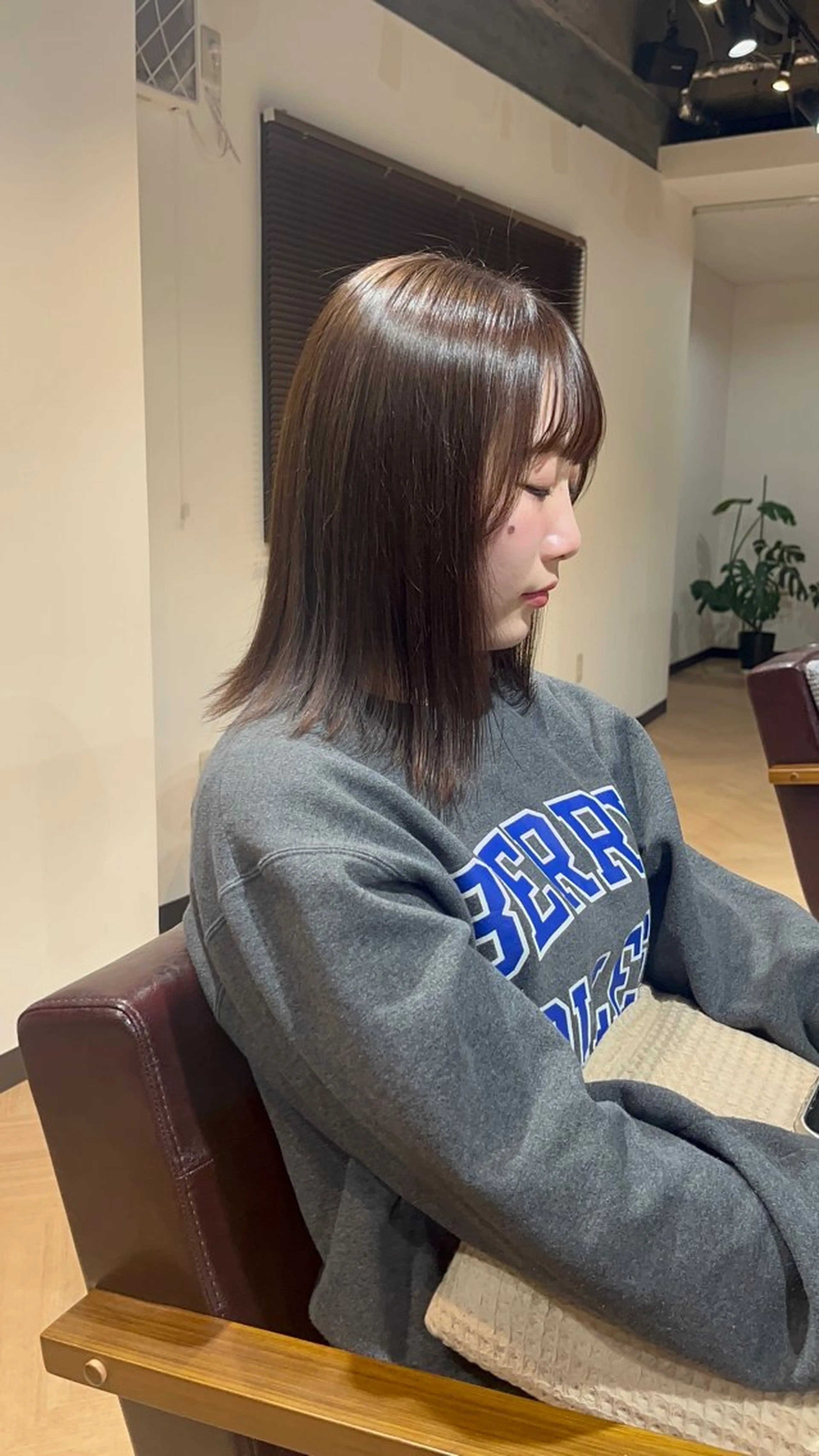 カラー BROOK.ブルック所属・奥野 涼香のヘアスタイル