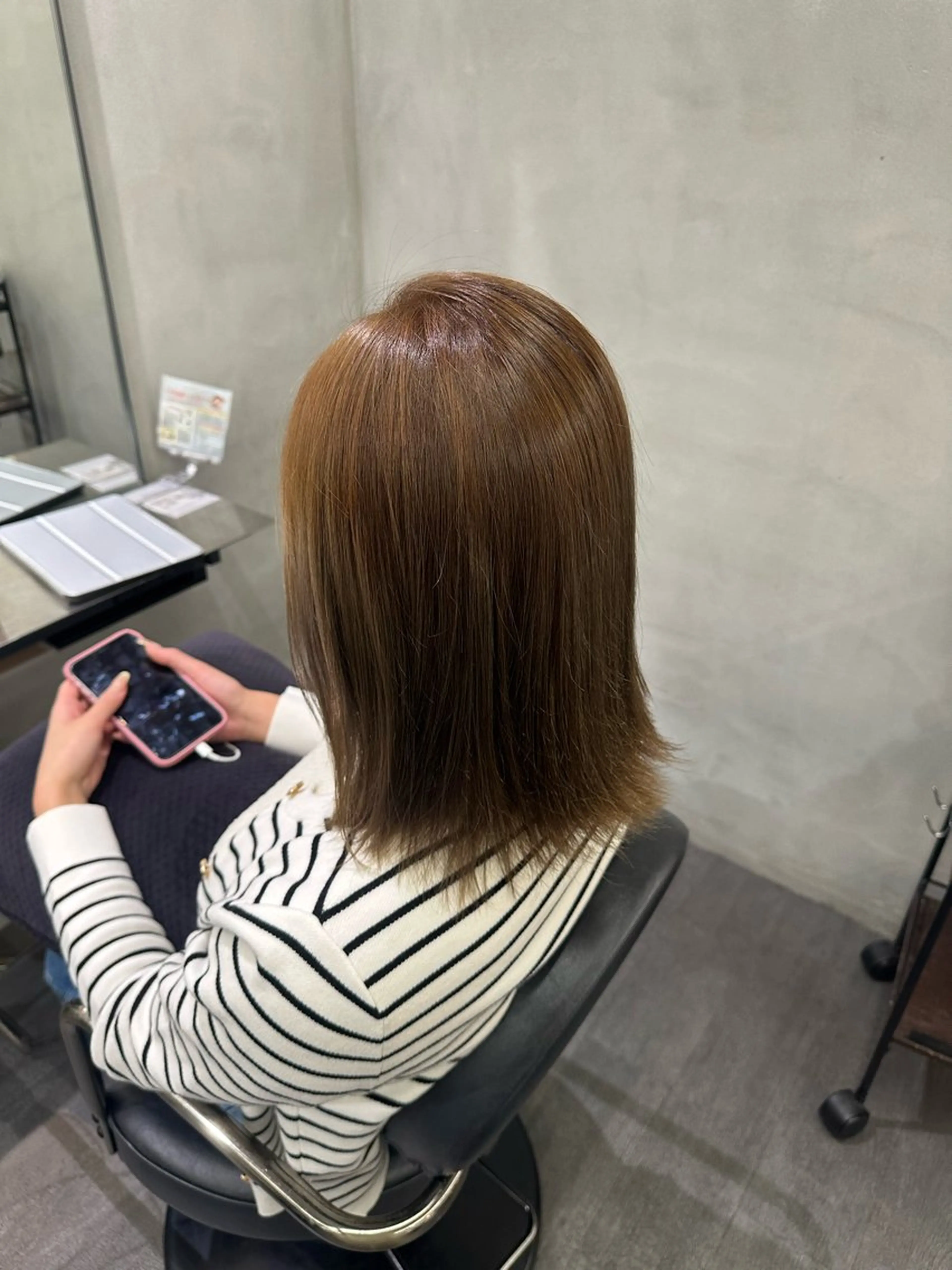 ミディアム カラー belta by artefice所属・梅田 かれんのヘアスタイル