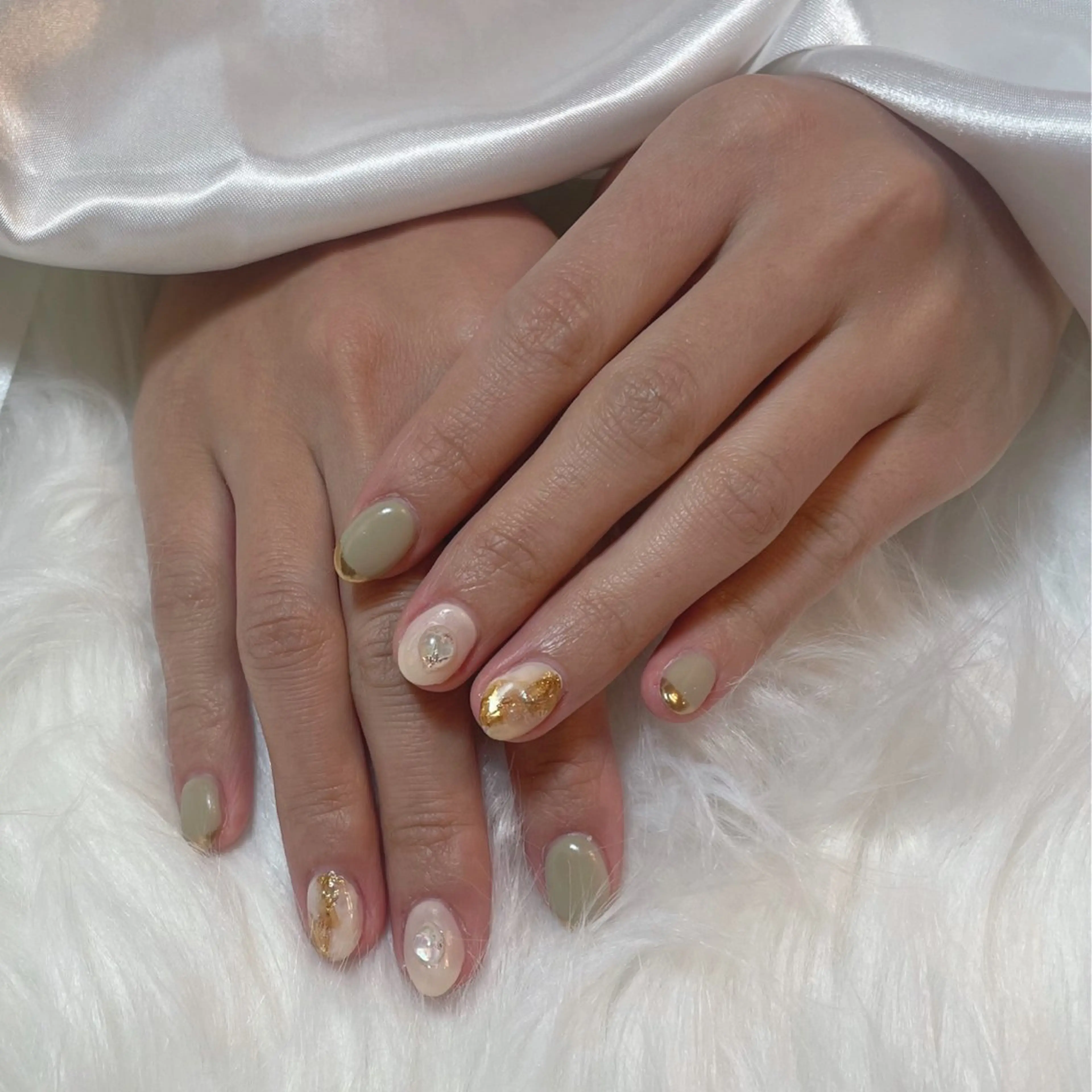 ネイル ブルー フレンチネイル キラキラネイル マグネットネイル ニュアンスネイル ハンドネイル timtam --sakiのネイルデザイン