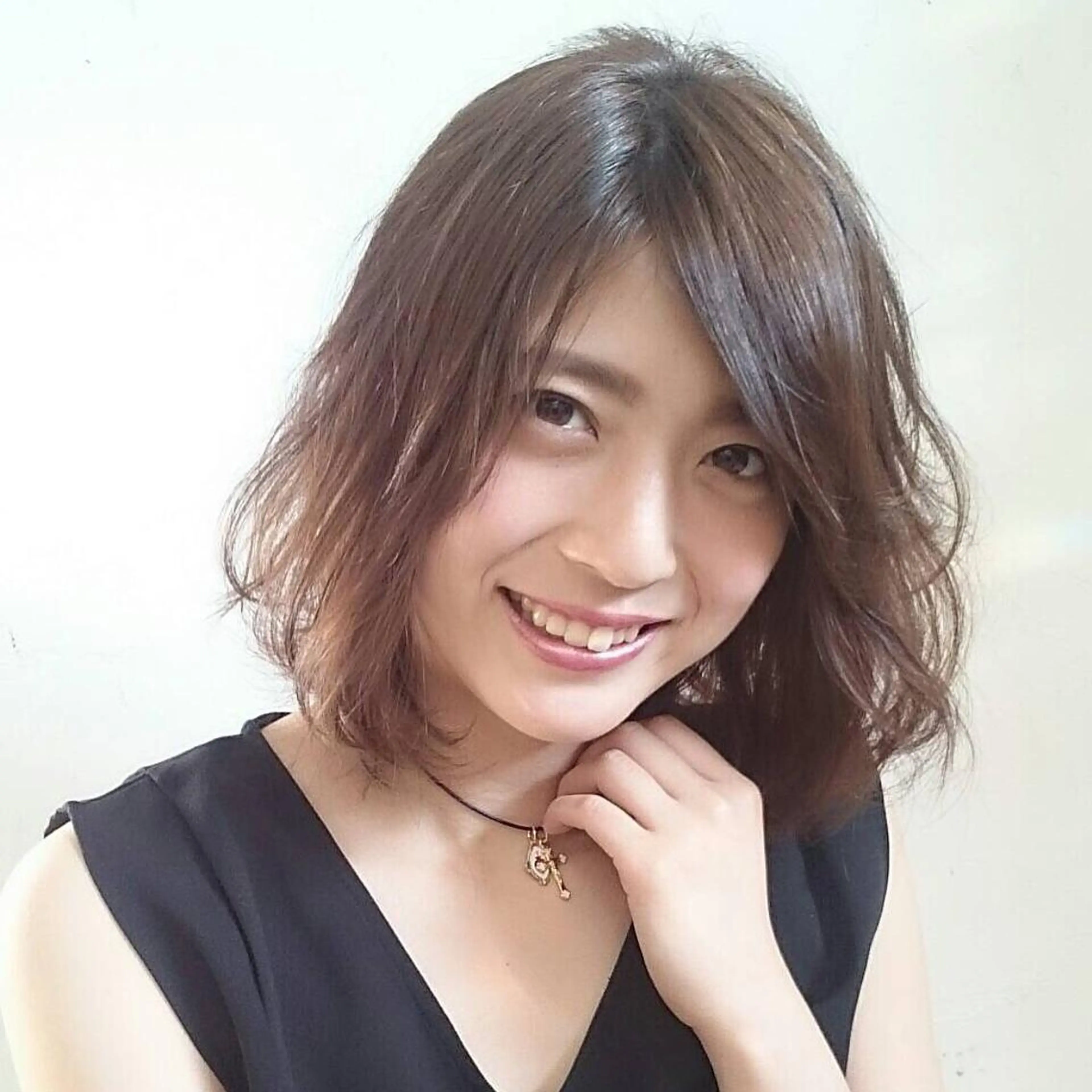 ミディアム カラー パーマ ヘアアレンジ メンズ キッズ ネイル マツエク・マツパ #3/M所属・【サンバイエム】 公式のエステ・リラクイメージ