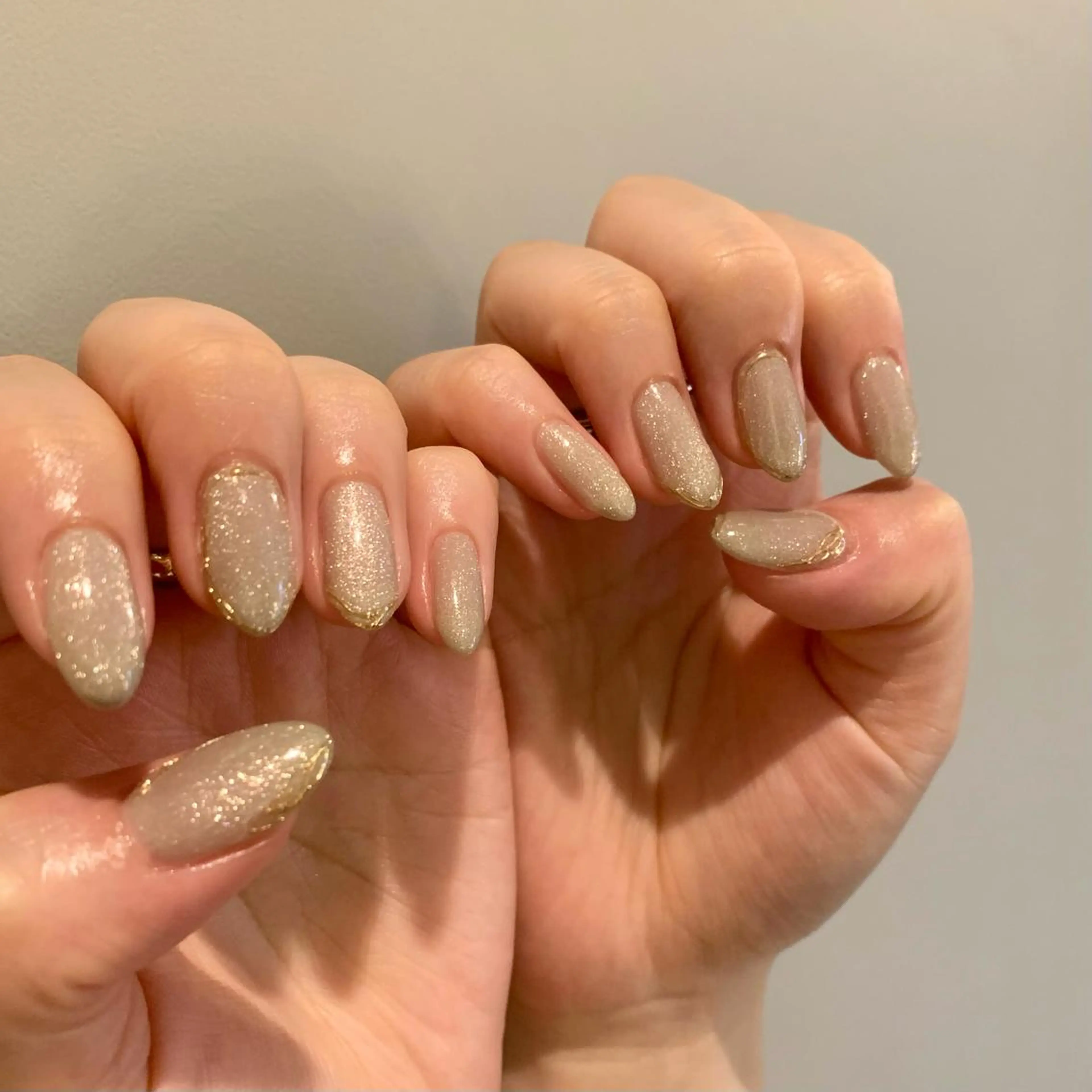 ネイル ハンドネイル ウシク ミユキのネイルデザイン