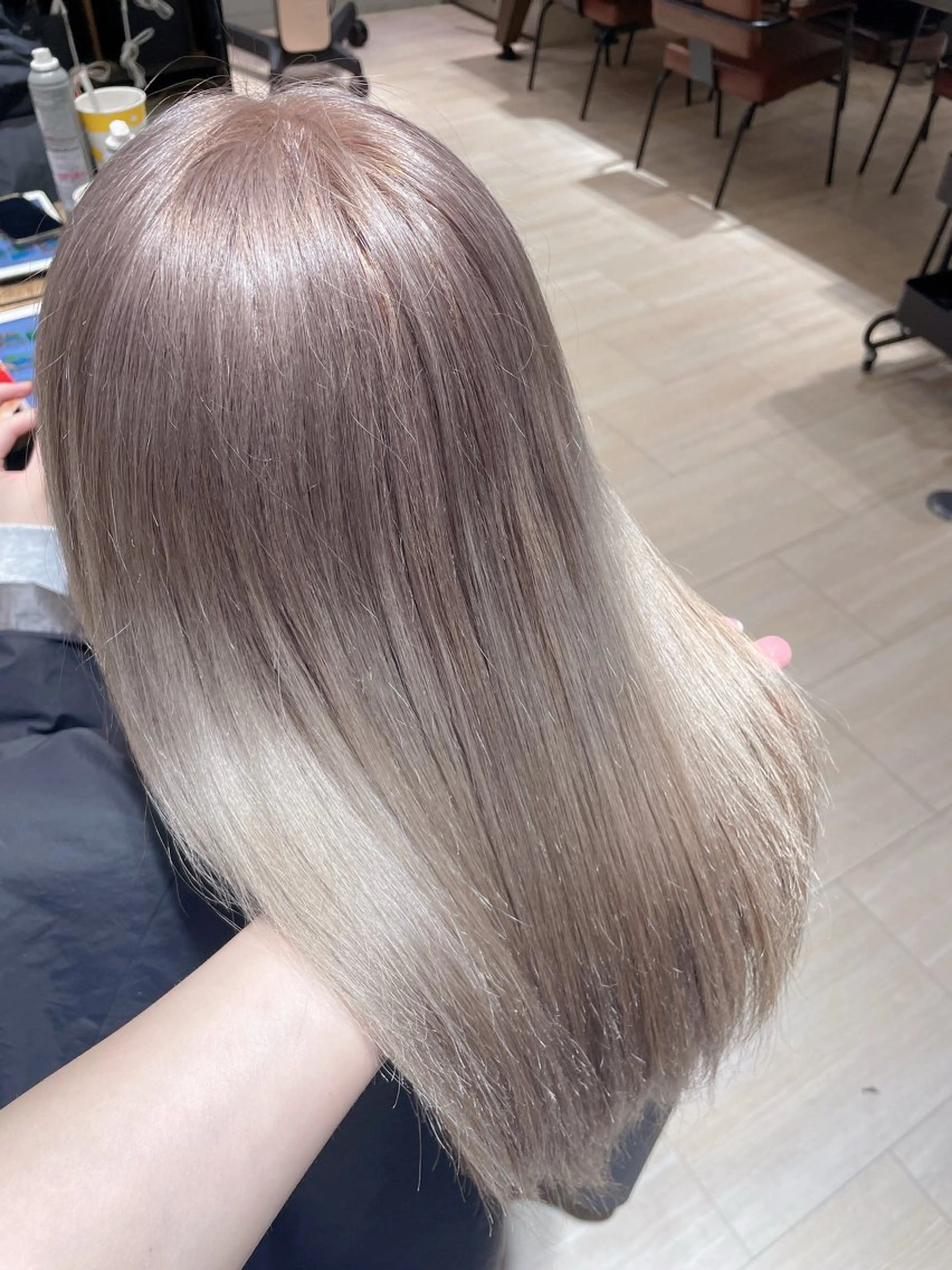 セミロング 艶カラー/アレンジ/ はまぐちうみのヘアスタイル