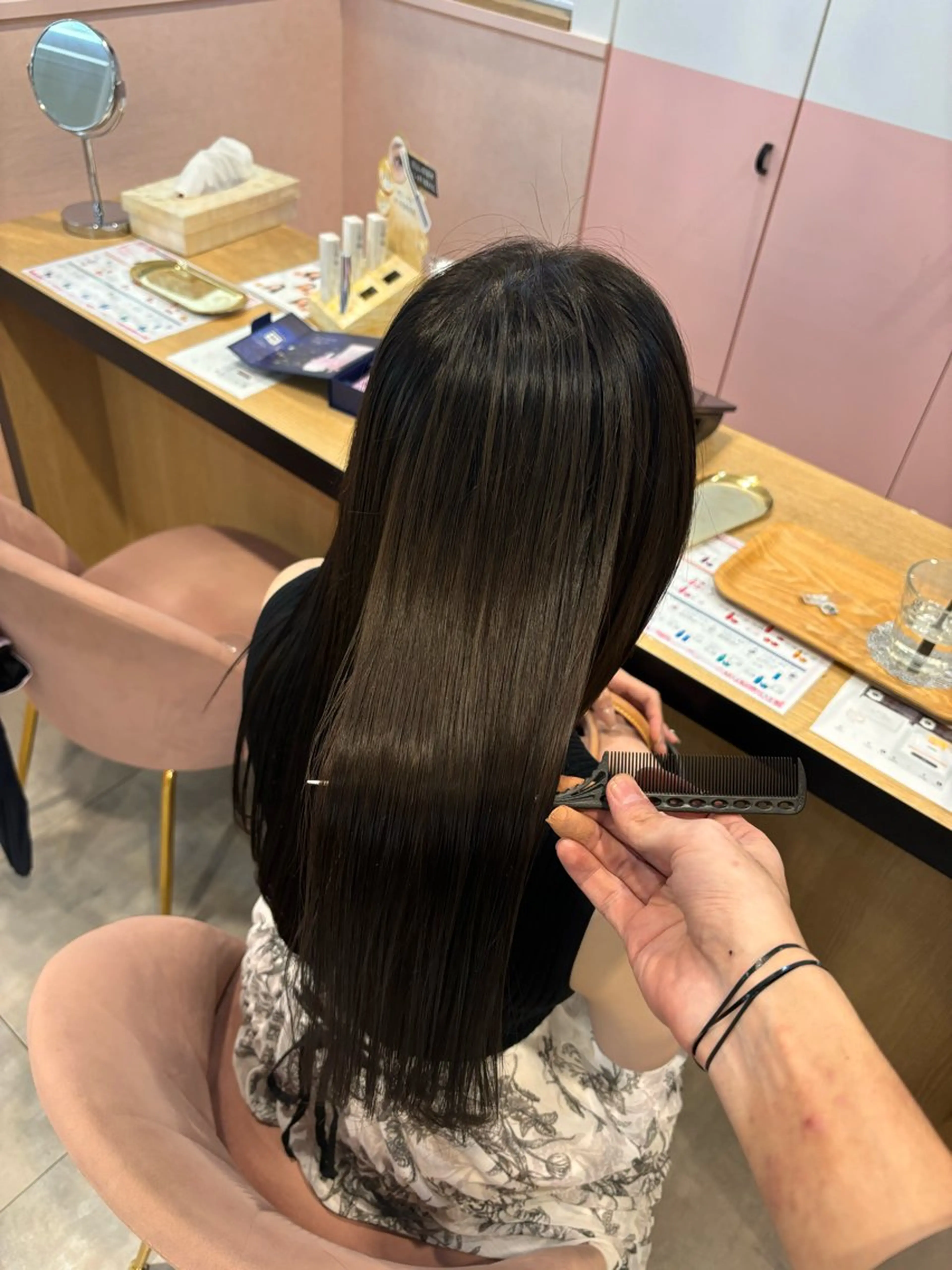 ロング 縮毛矯正 髪質改善 田中大貴のヘアスタイル