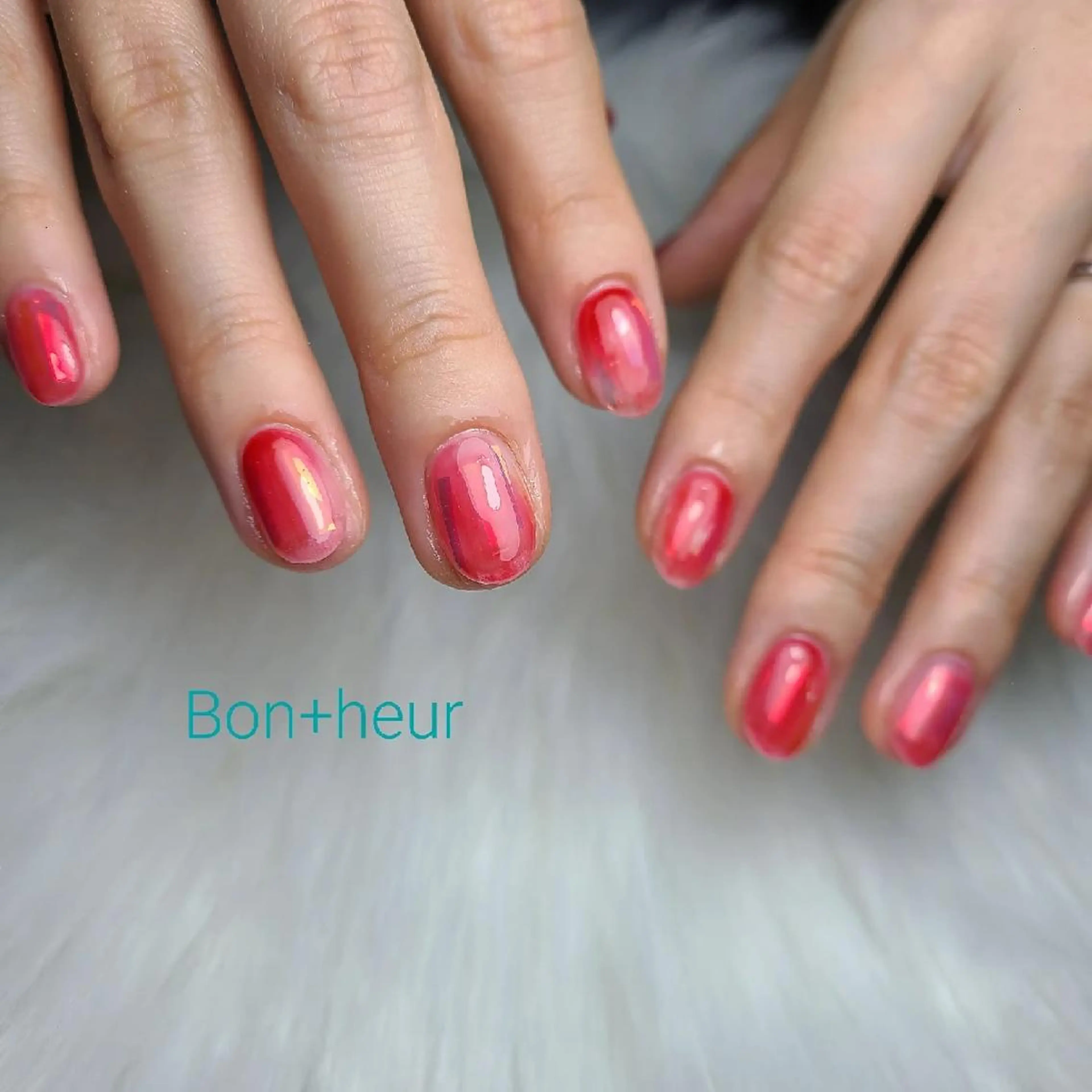 ネイル ジェルネイル ラメ(グリッター) 持ち込み ニュアンスネイル オフィスネイル 宮口 紗子のネイルデザイン