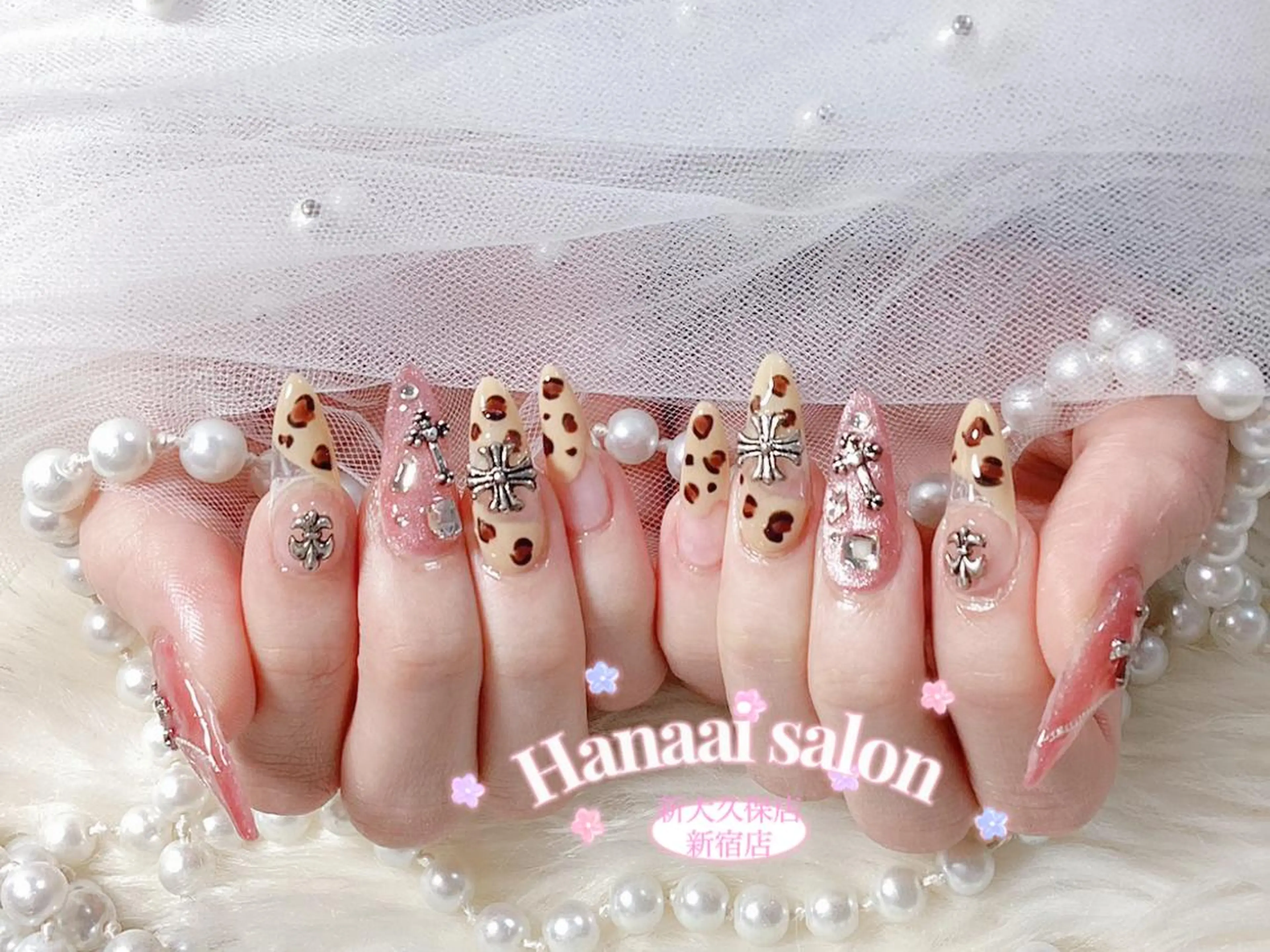 ネイル ハンドネイル Hanaai Salon新大久保店のネイルデザイン