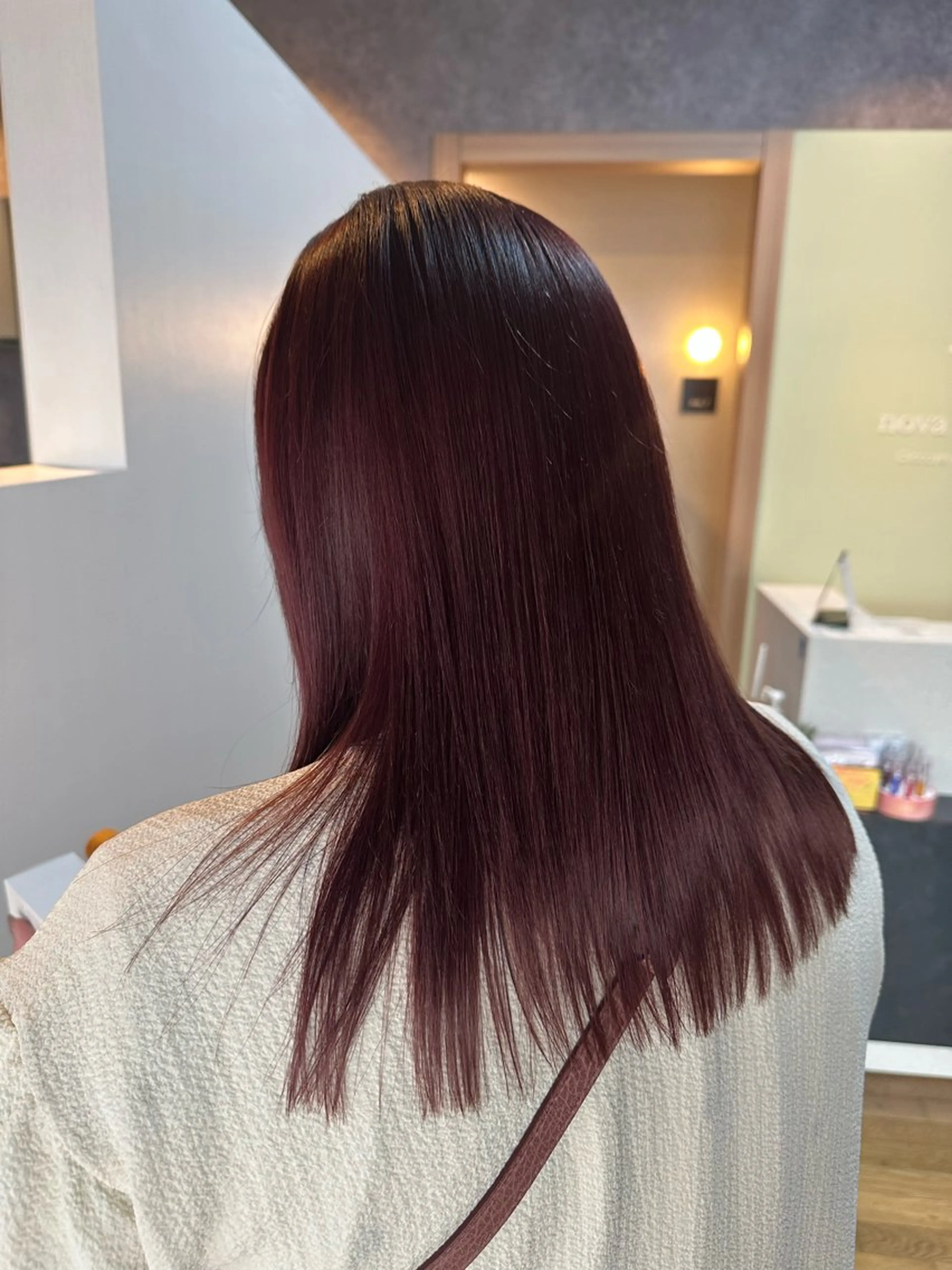 セミロング カット ヘアカラー トリートメント 坂庭 美夢のヘアスタイル