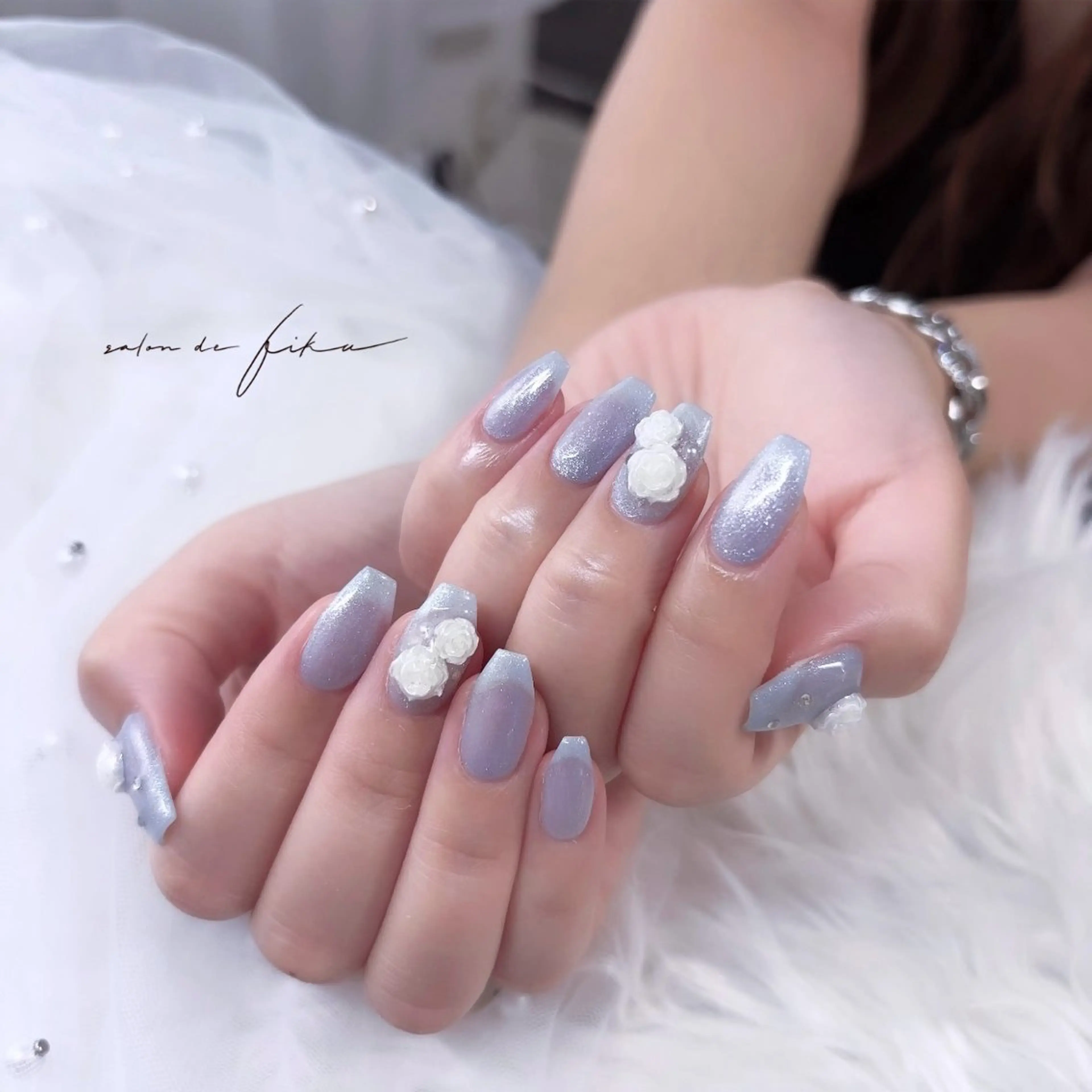 ネイル ブルー ラメ(グリッター) ハンドネイル ayano 【パラジェル取扱店】のネイルデザイン