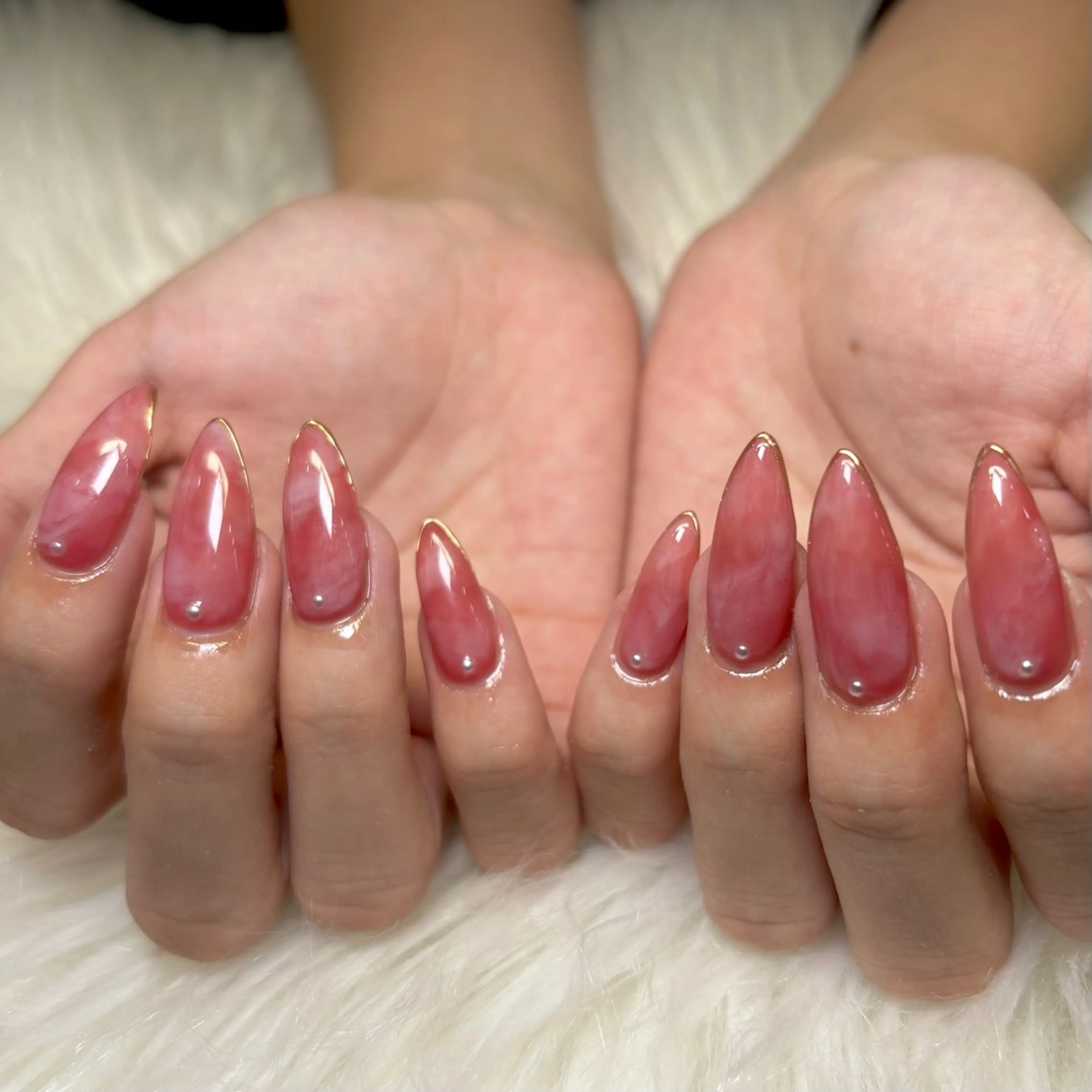 ネイル ハンドネイル . 未來のネイルデザイン