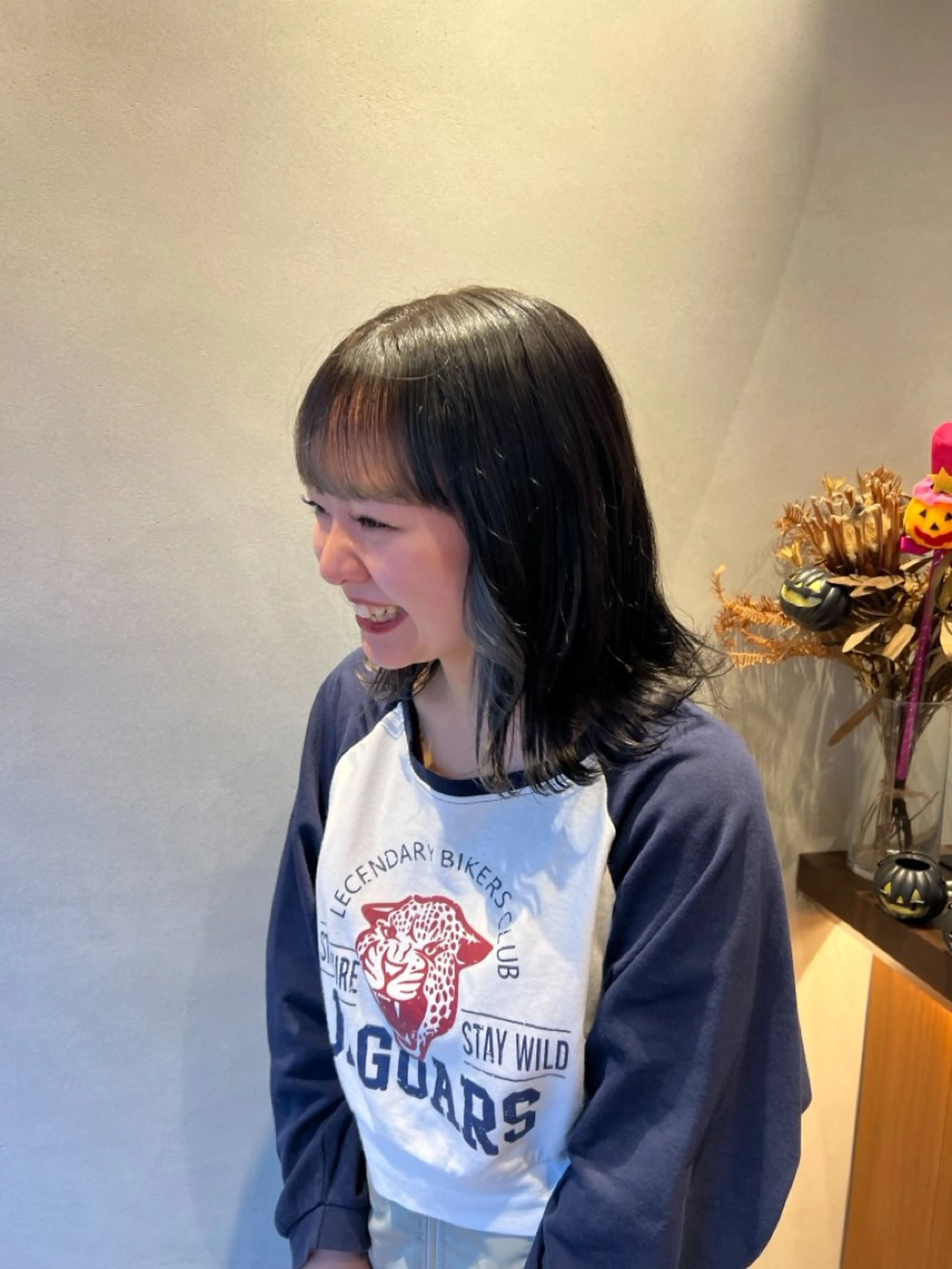 ミディアム ミディアムレイヤー レイヤーカット Canage minimoのヘアスタイル