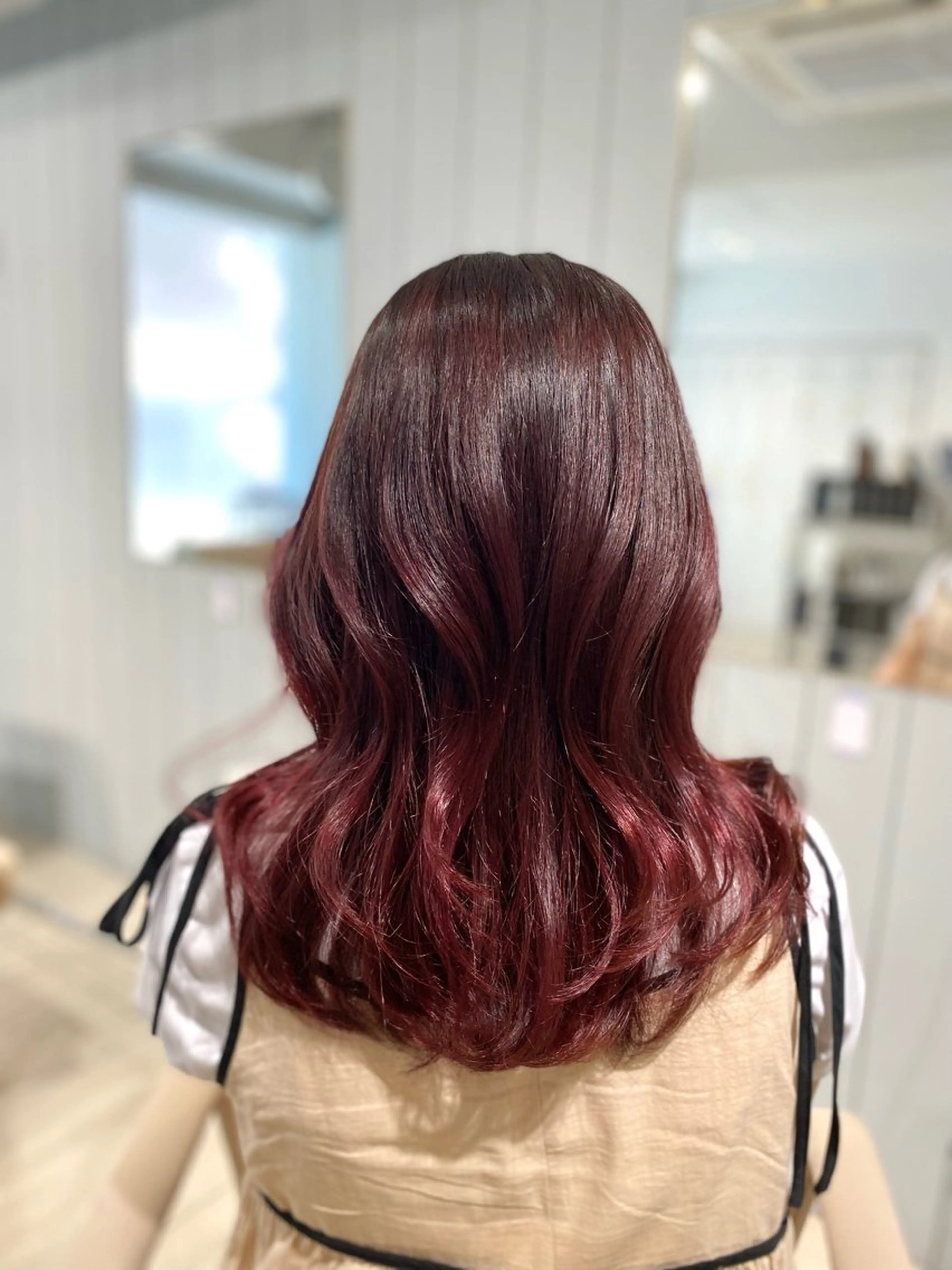 セミロング カラー アッシュ ベージュカラー 黒髪 ブリーチ ブルーカラー カット ヘアカラー トリートメント 韓国風レイヤーカット 💎髪質改善"yuiのヘアスタイル