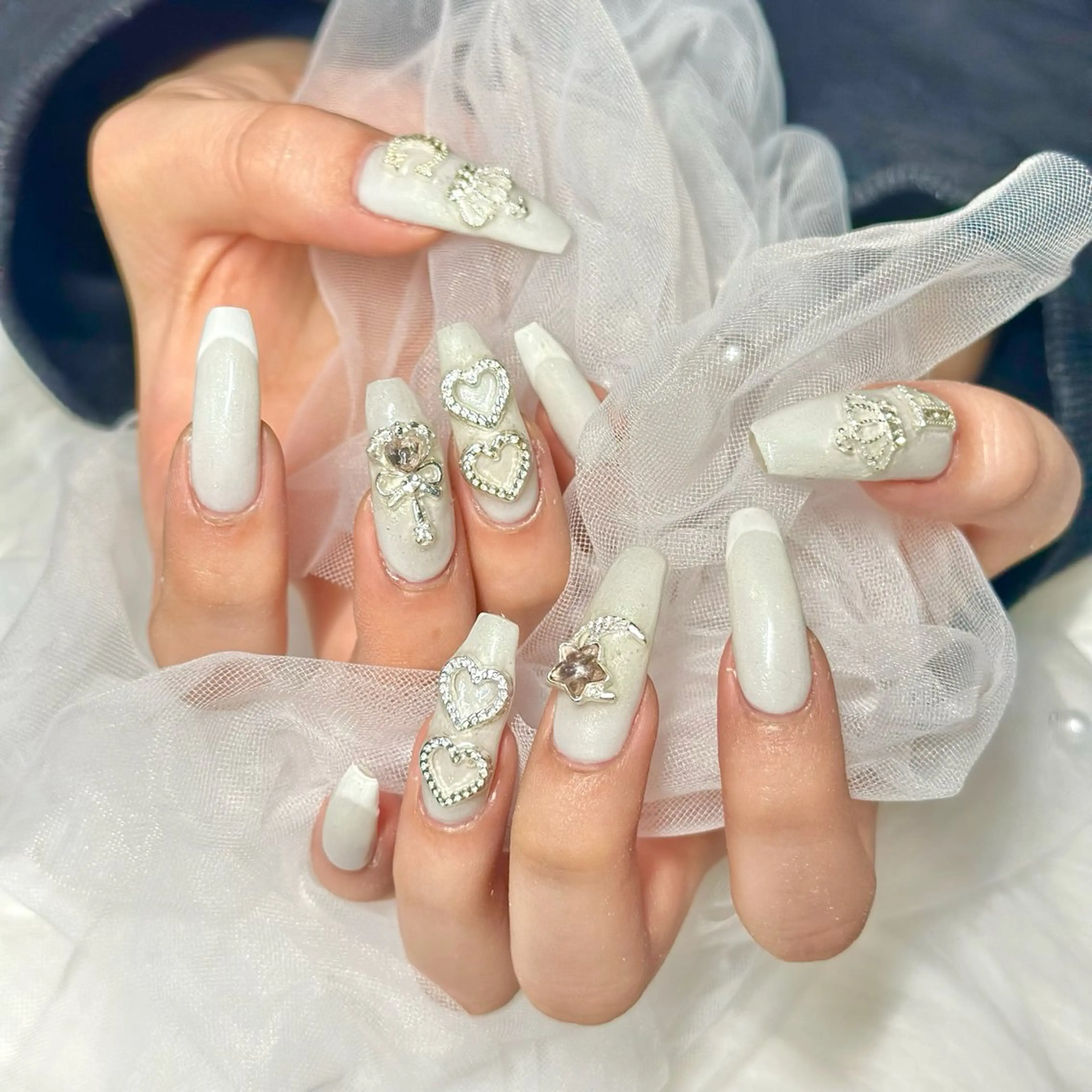 ネイル MIGHTY COLORのネイルデザイン