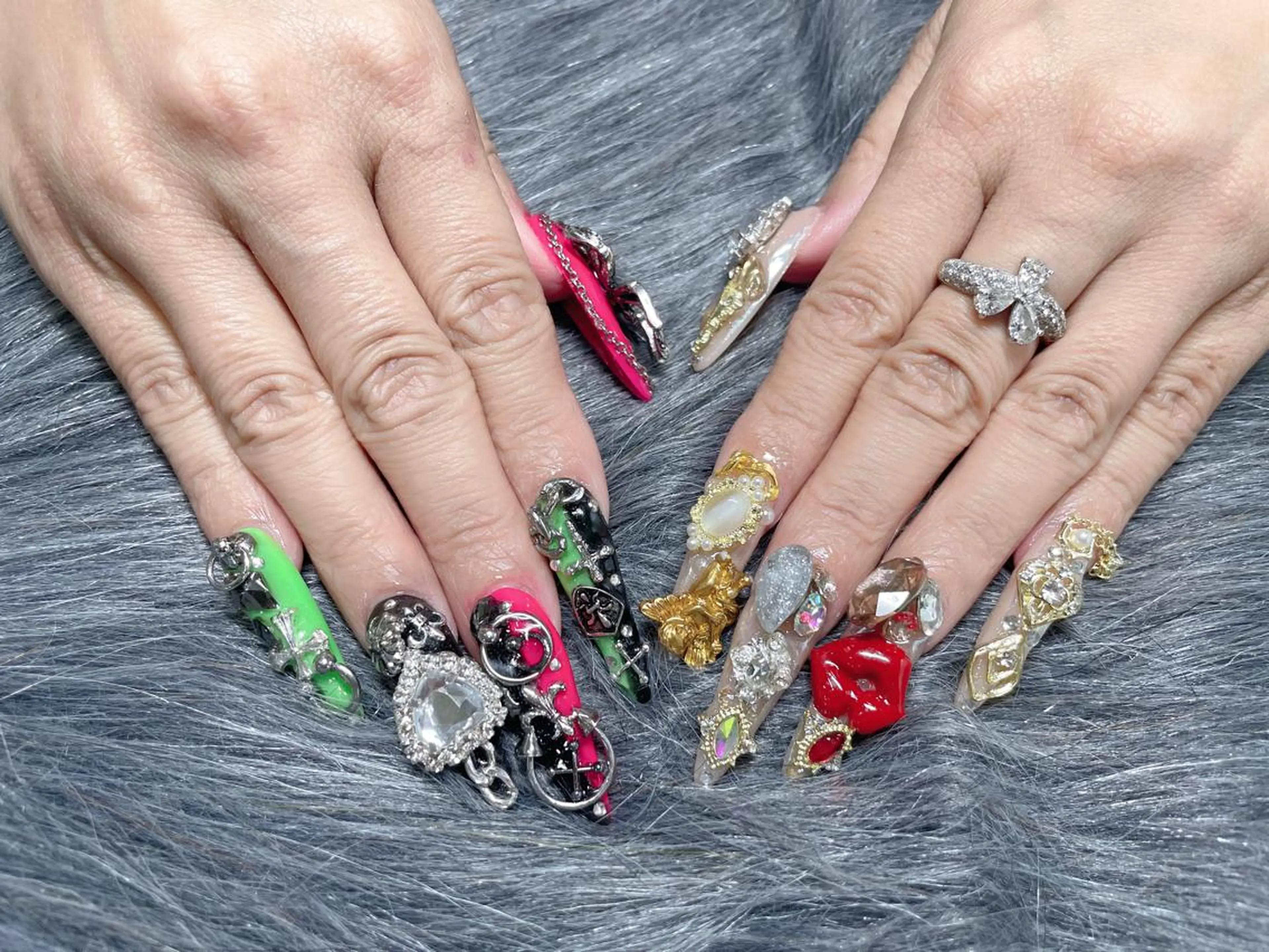 ロング ネイル ハンドネイル 《LB》ラブリエ Nail&eyeのマツエク・マツパデザイン