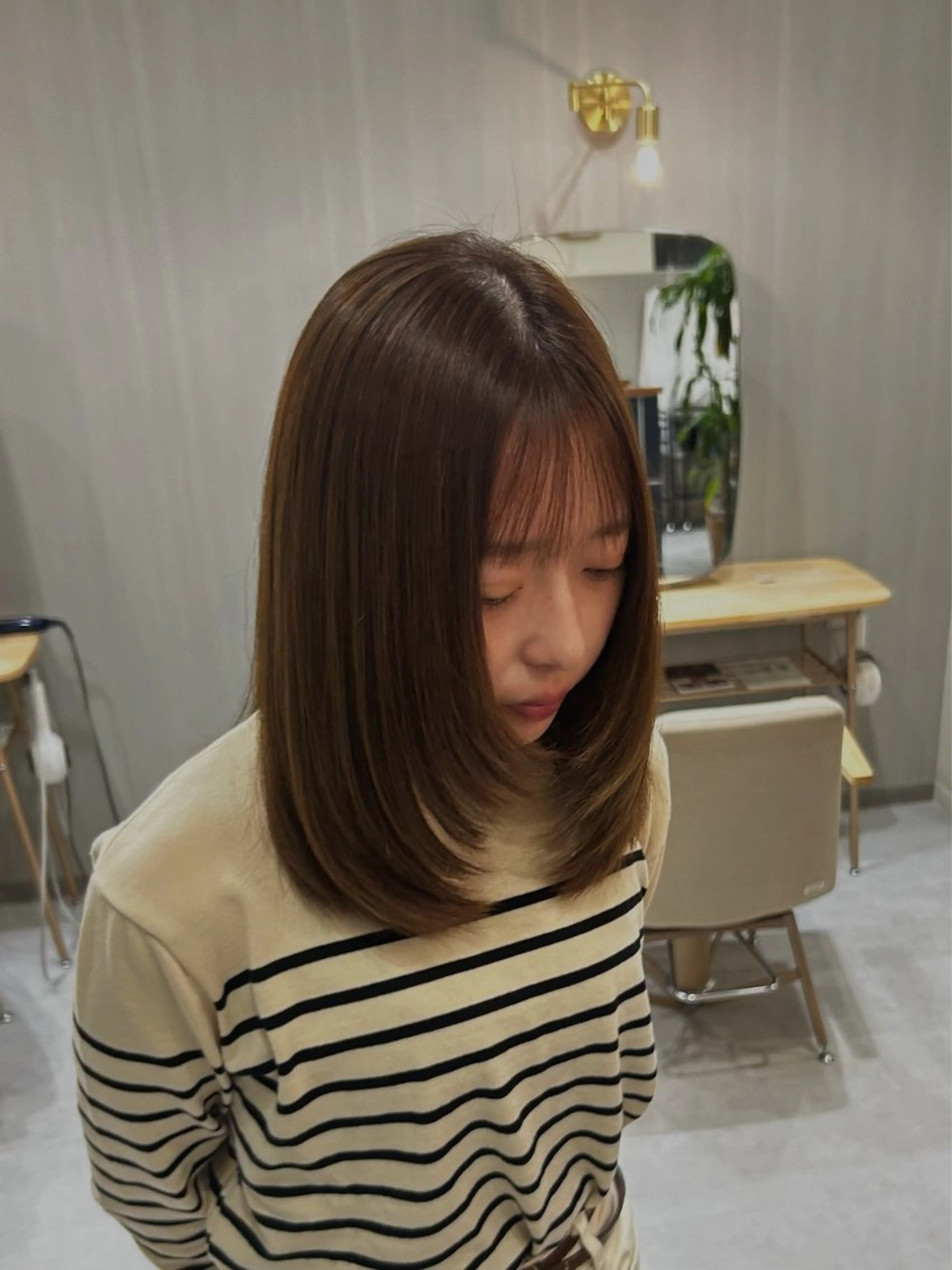 セミロング 中嶋 うみのヘアスタイル