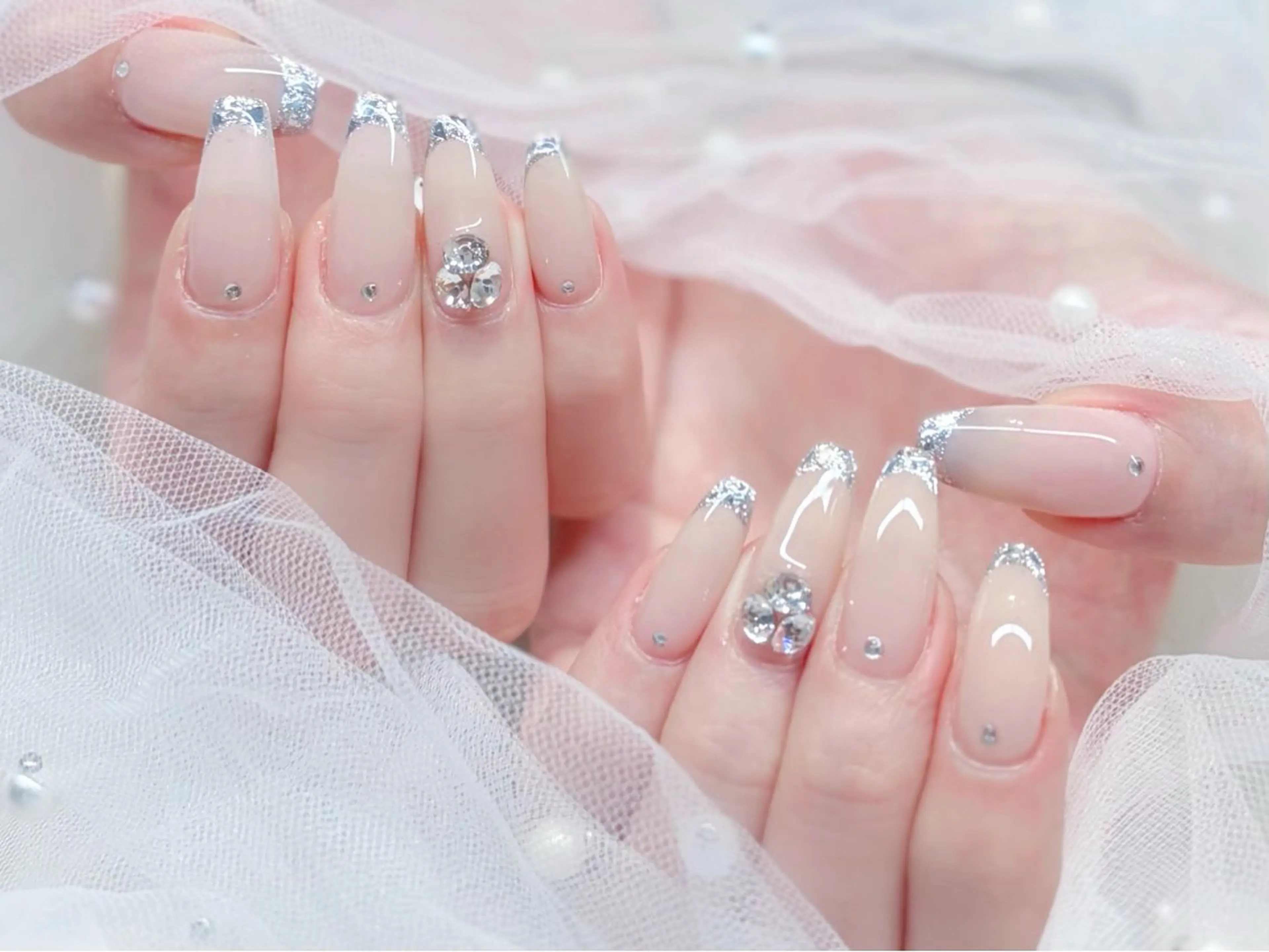 ネイル フレンチネイル ガラスフレンチ キラキラネイル ワンホンネイル ハンドネイル Keli Nail 難波のネイルデザイン