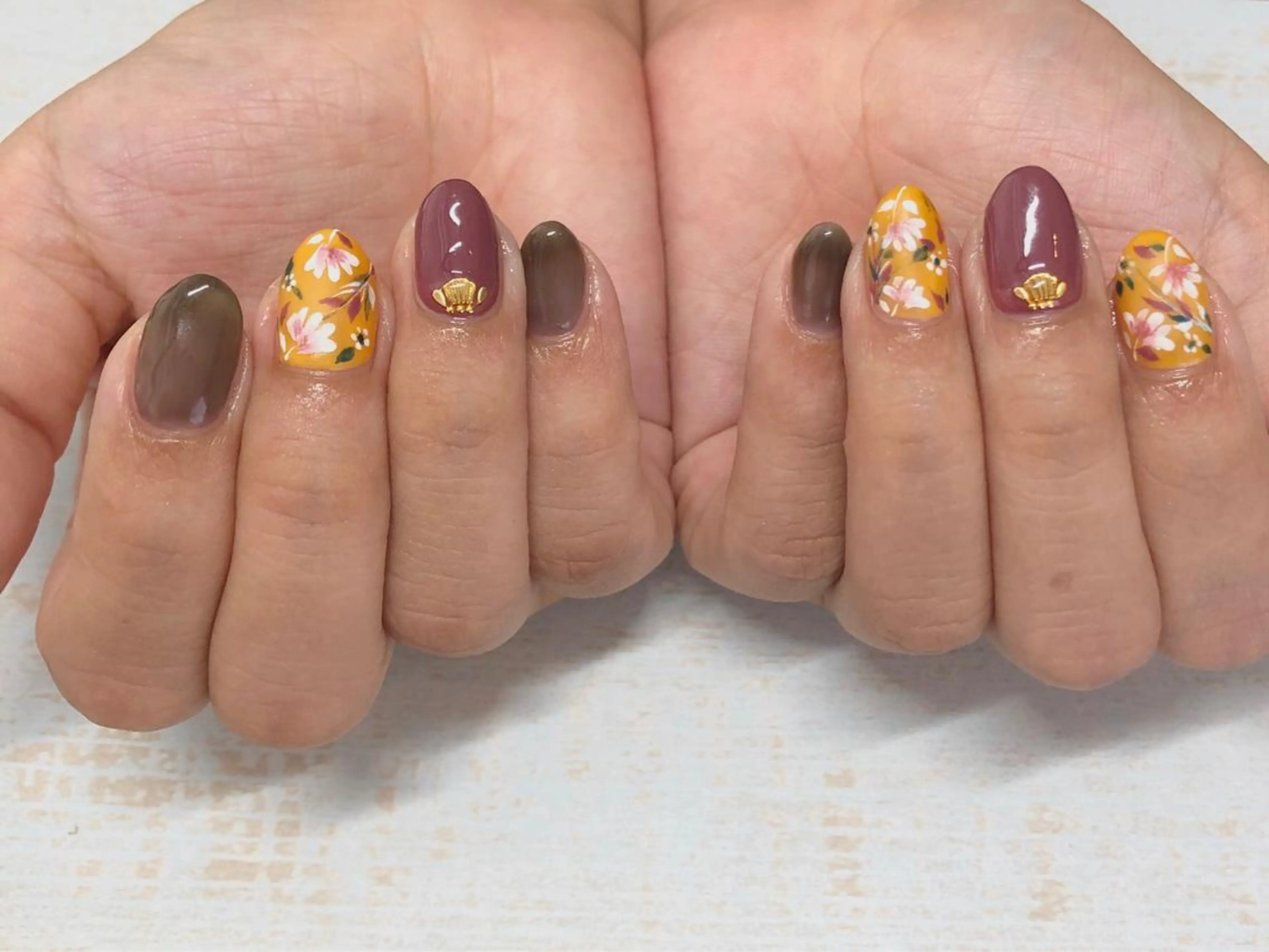 ネイル 𖡼 yumenoのネイルデザイン