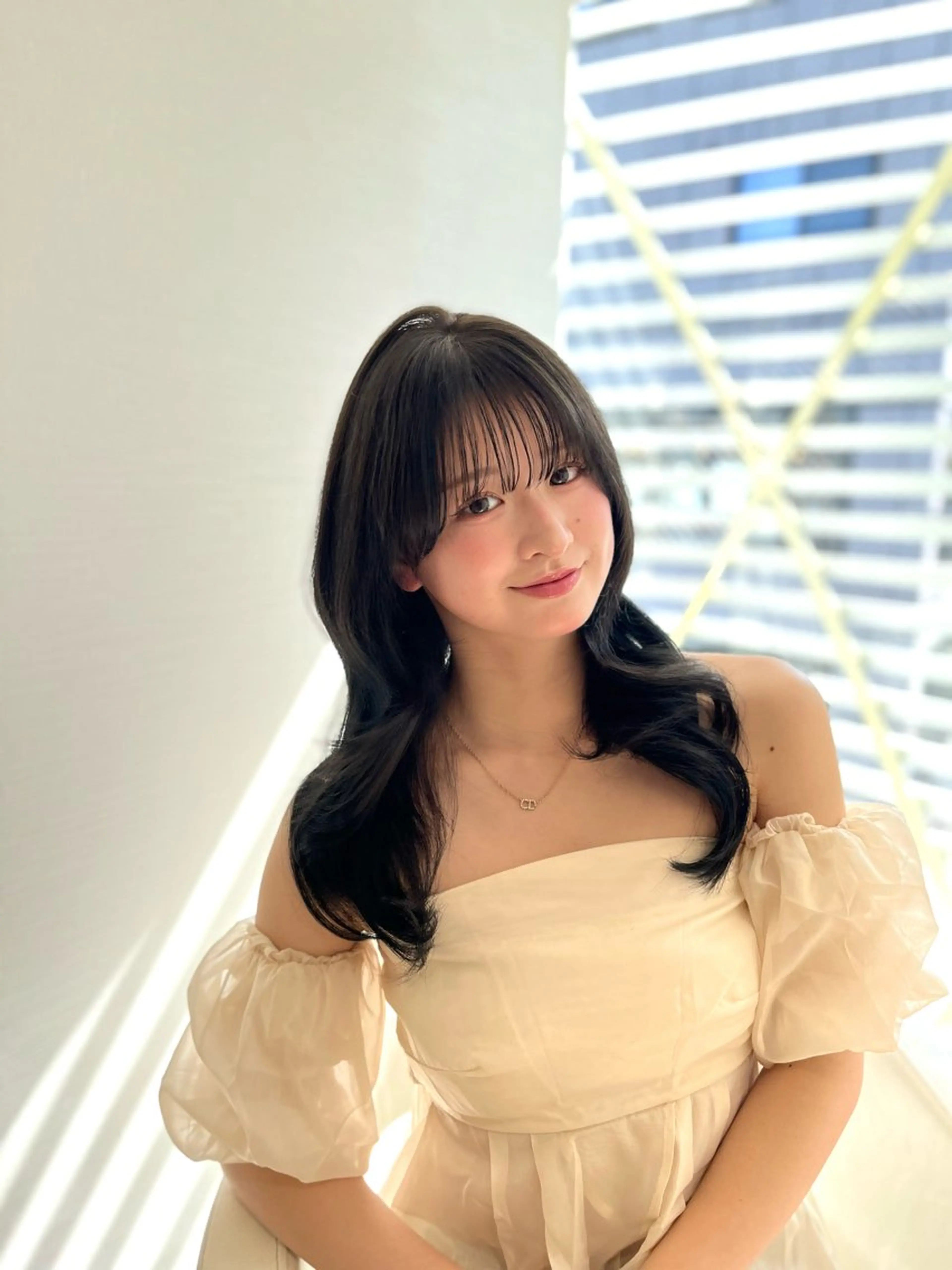 セミロング トリートメント カット ヘアカラー トリートメント ♥️透明感×抜け感 ベージュ/佑珠♥️のヘアスタイル