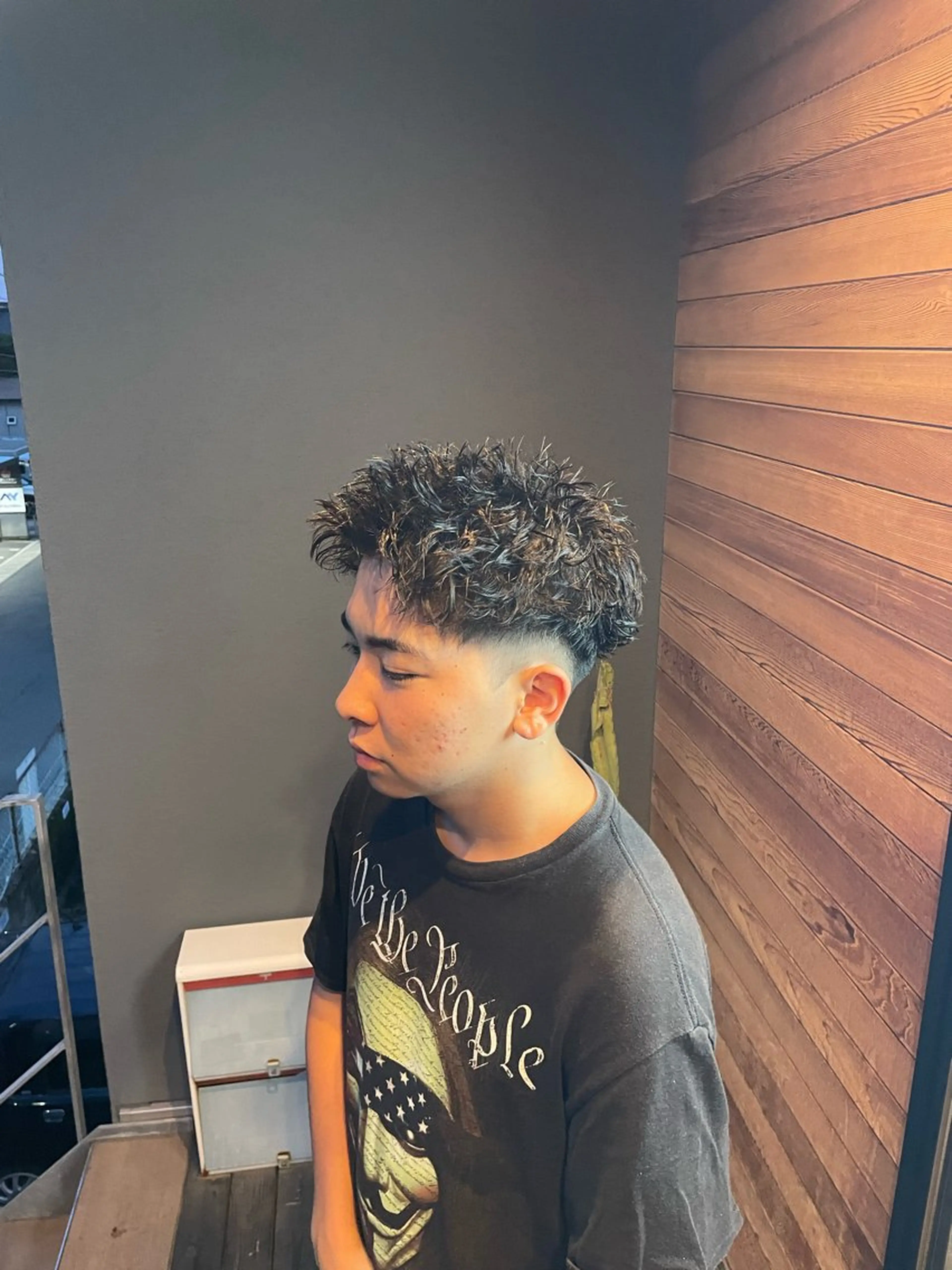 ショート パーマ メンズ カット パーマ litbyfifth 濵崎寛太のヘアスタイル