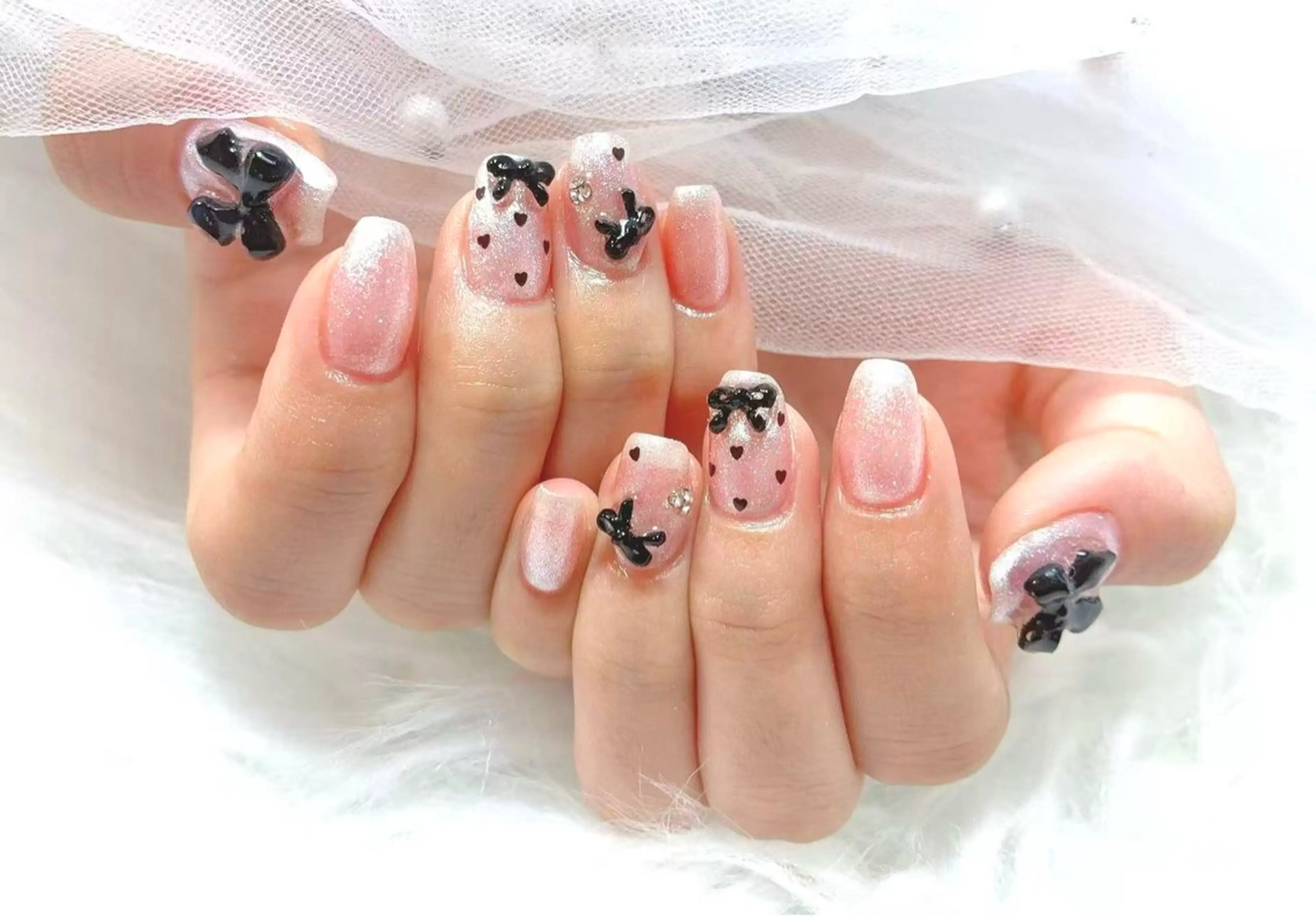 ネイル アニマル柄 チークネイル 成人式 フラッシュネイル フットネイル ハンドネイル B·U Nail大宮 長さだし専門店のネイルデザイン