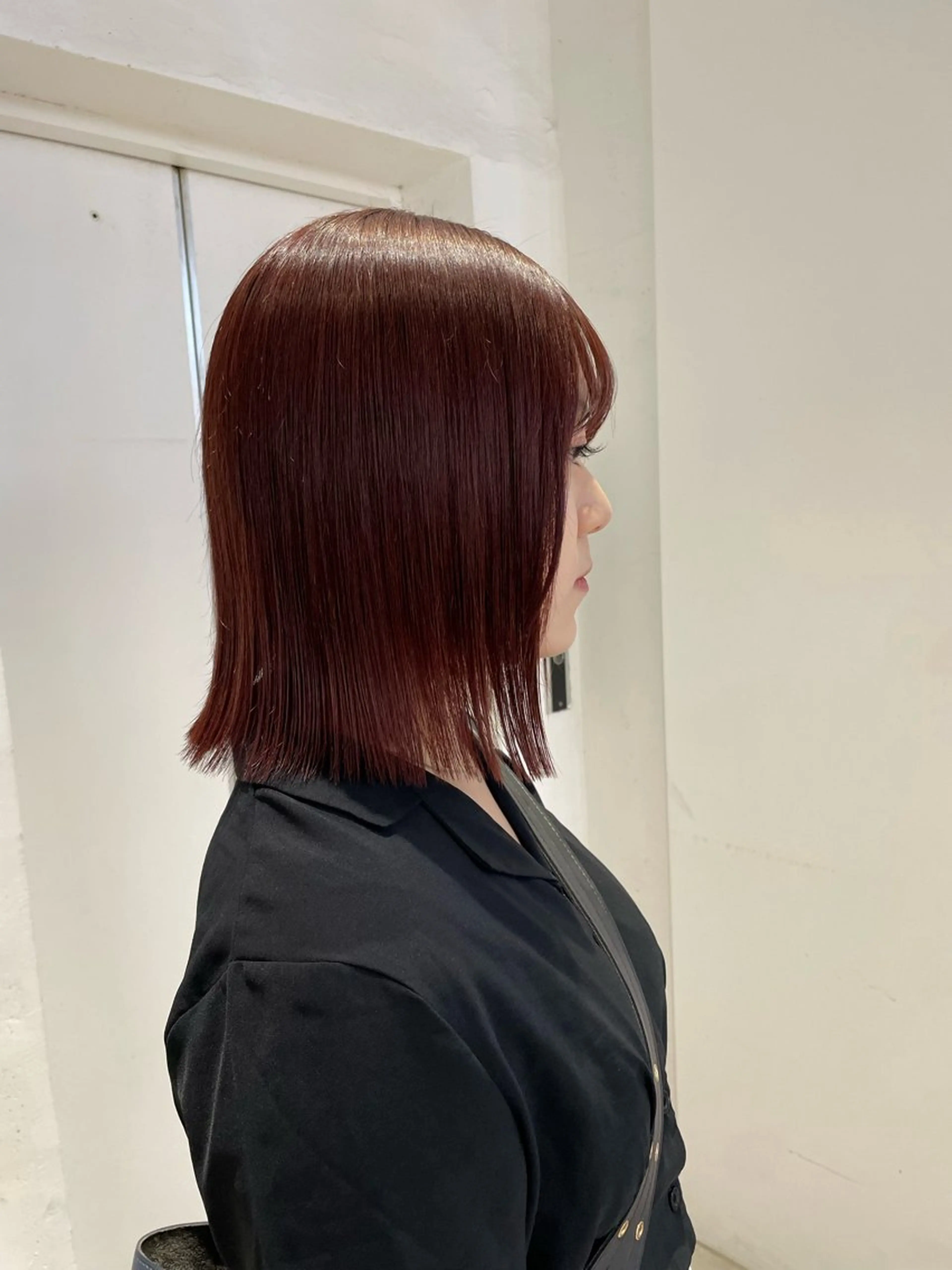 ショート カラー カット ヘアカラー 🌟暖色系ハイトーン 🌟AIのヘアスタイル