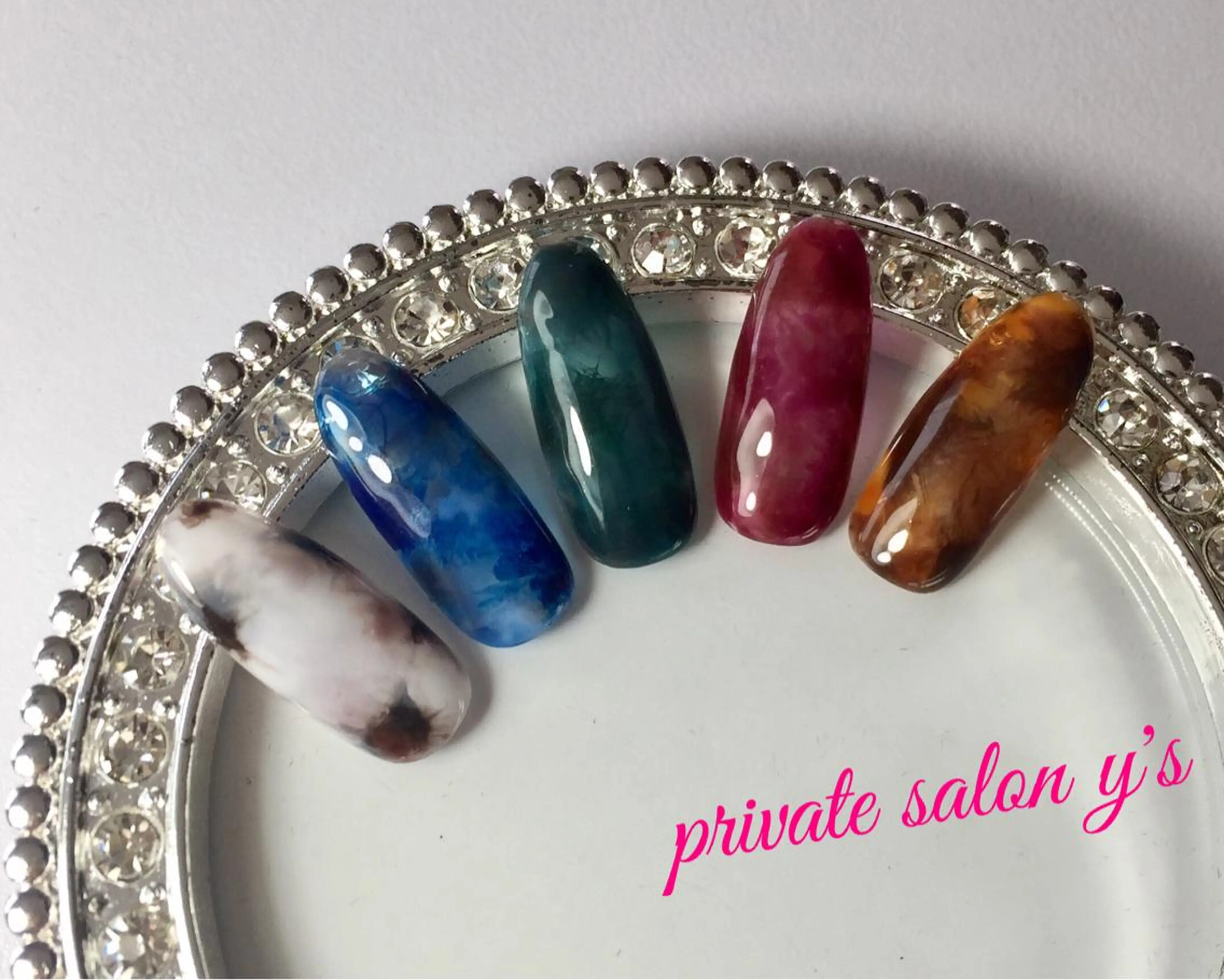 ネイル べっ甲ネイル y' sのネイルデザイン