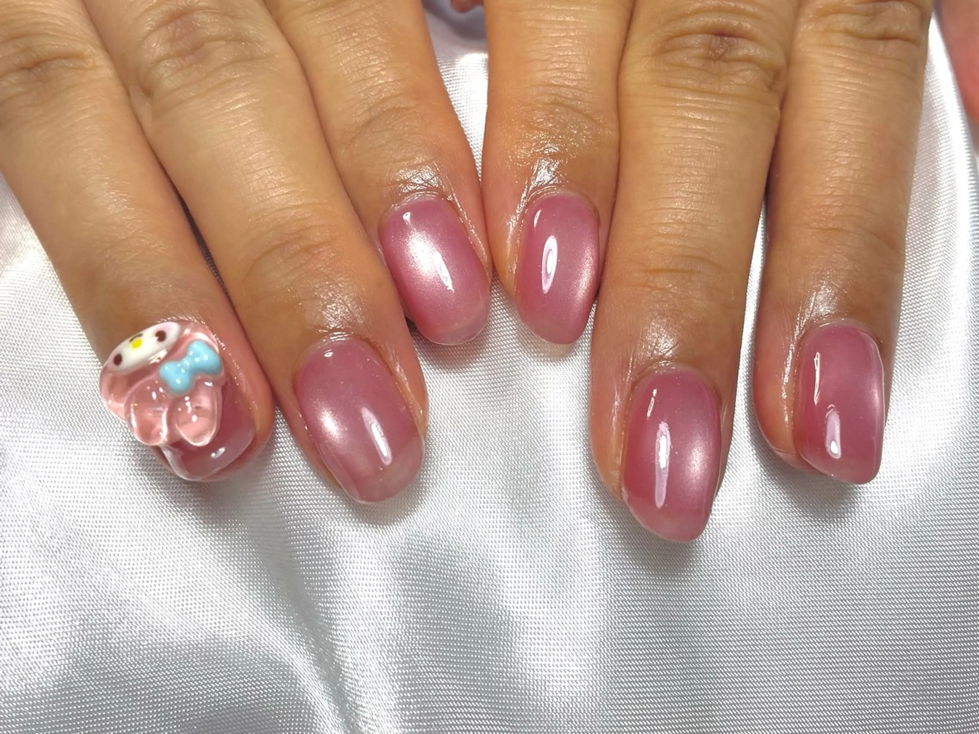 ネイル マグネットネイル マグネットワンカラー ワンカラーネイル ハンドネイル alma (アルマ)のネイルデザイン