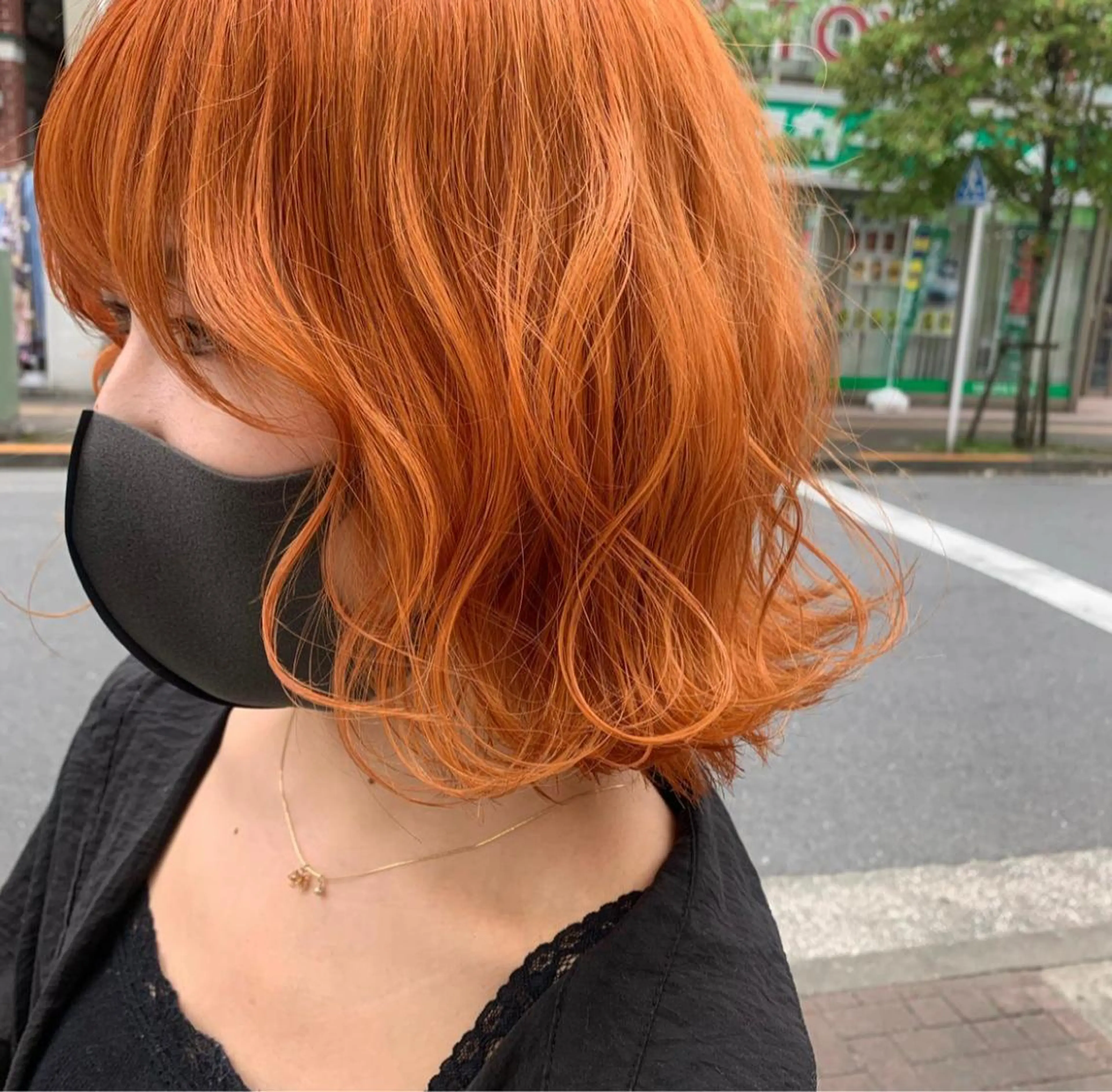 ミディアム カラー ヘアアレンジ ハイトーンカラー 学生 酸性ストレート 🤍🎀honokaのヘアスタイル