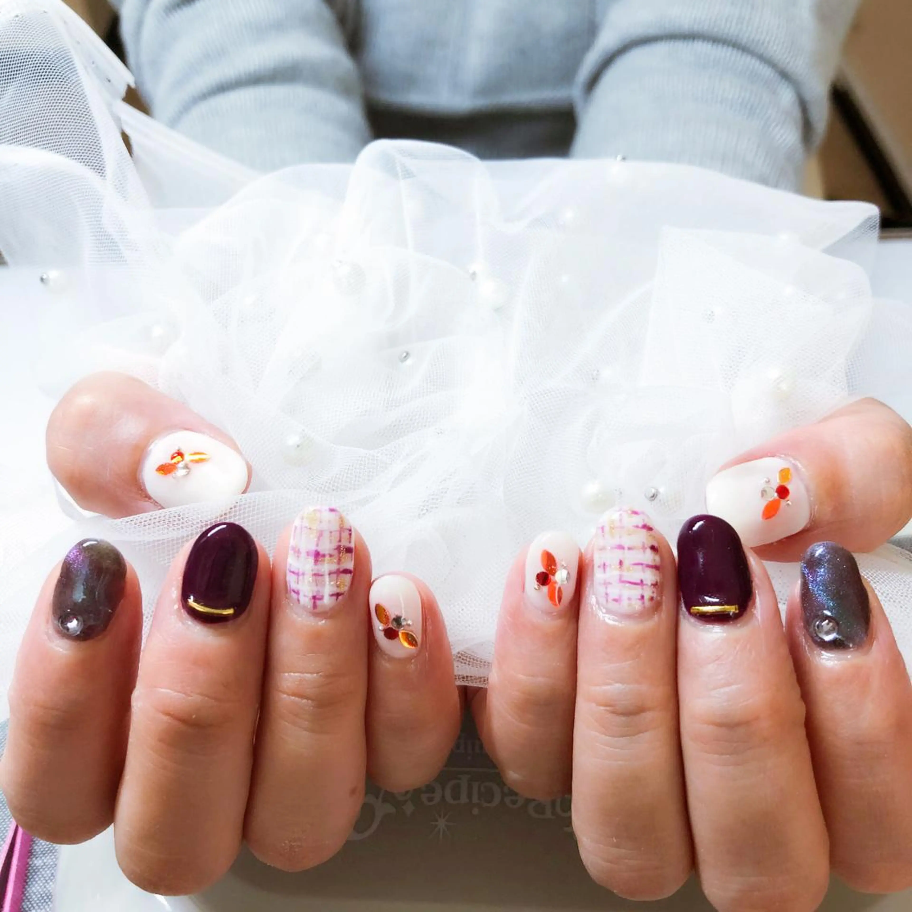 ネイル ハンドネイル マジックミラー所属・マジック ミラーのネイルデザイン