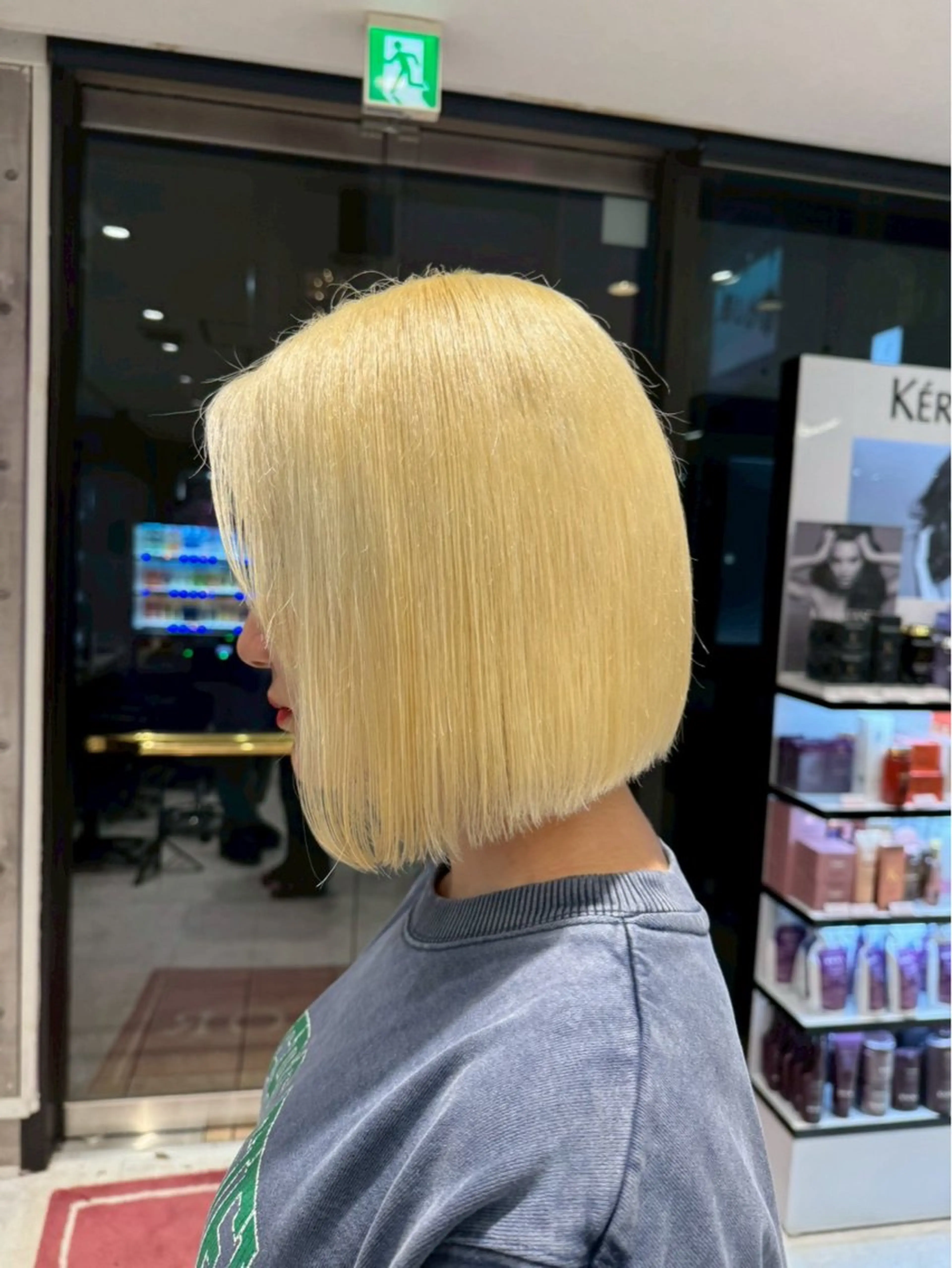 カラー 【🦋ハイトーンリタ ッチ🦋】ENAのヘアスタイル