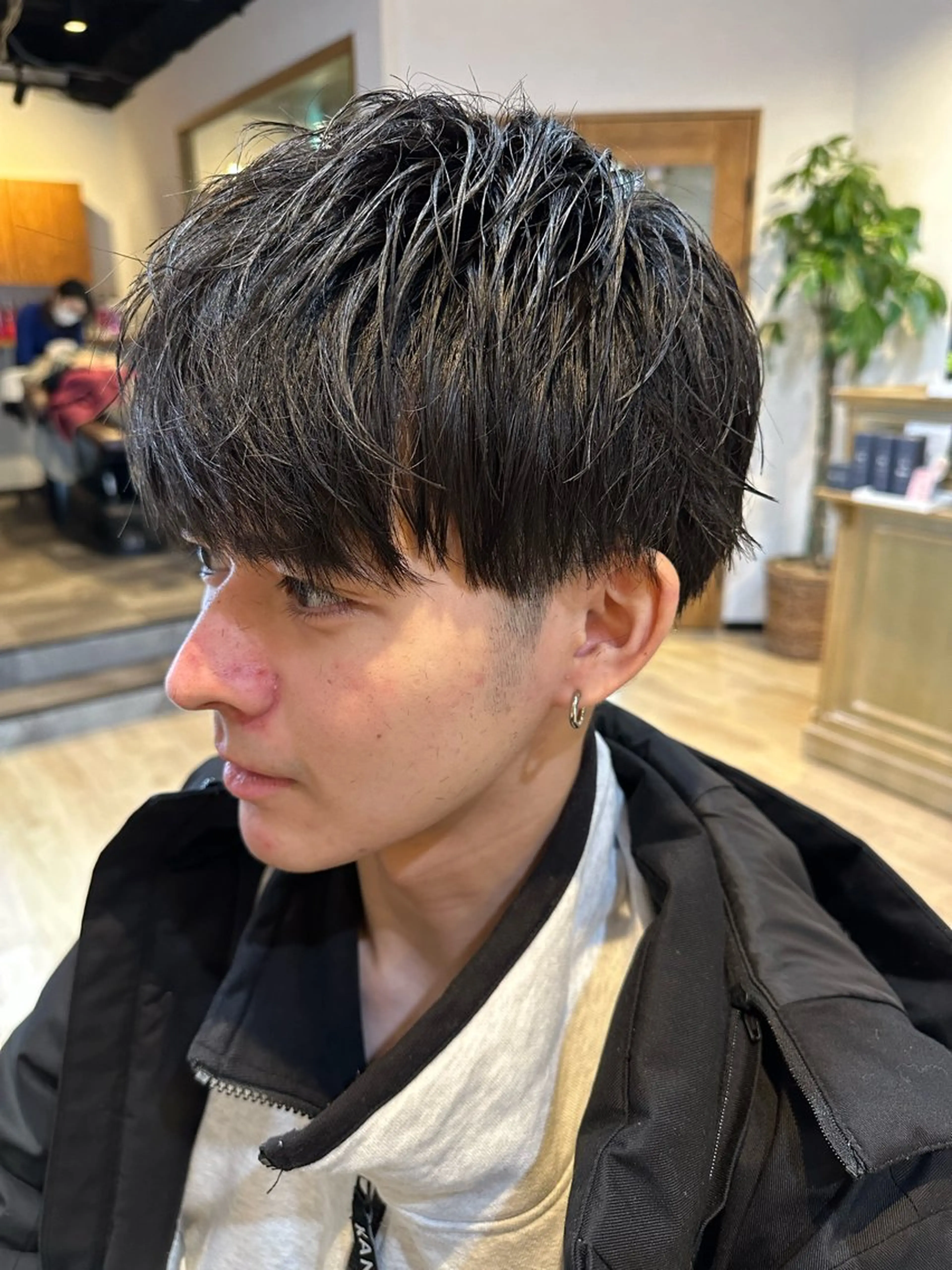 メンズ カット 髪質改善&ストレート ‪✂︎‬鈴木青樹のヘアスタイル