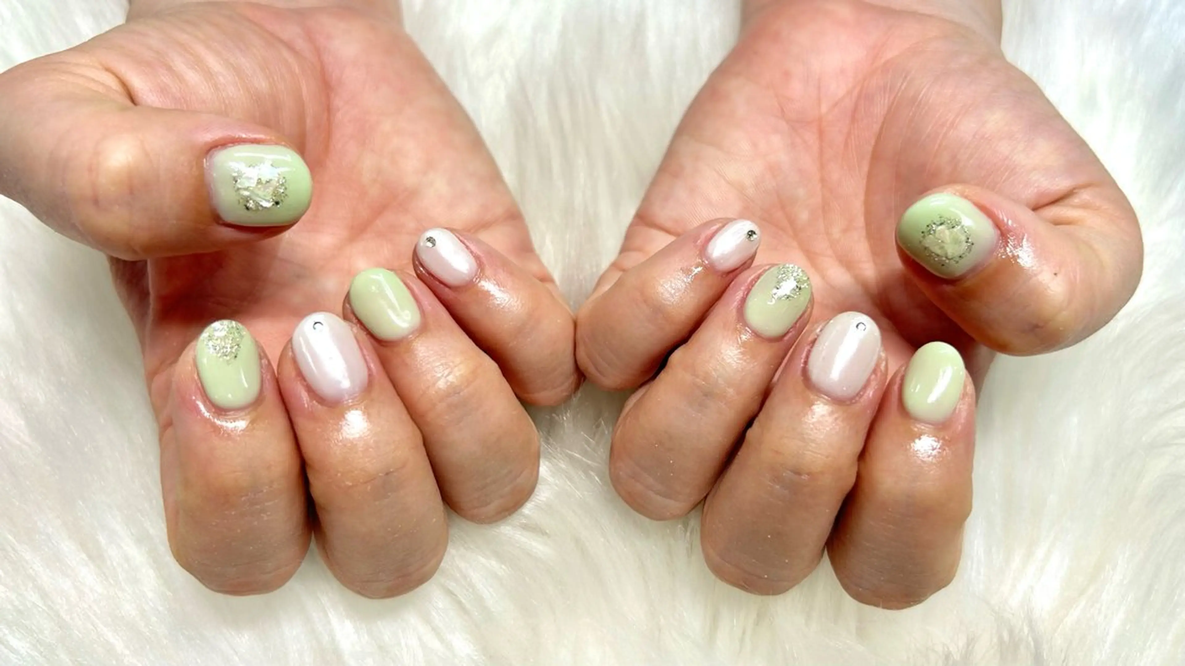 ネイル Rich to安城店所属・二階堂 晴菜のネイルデザイン