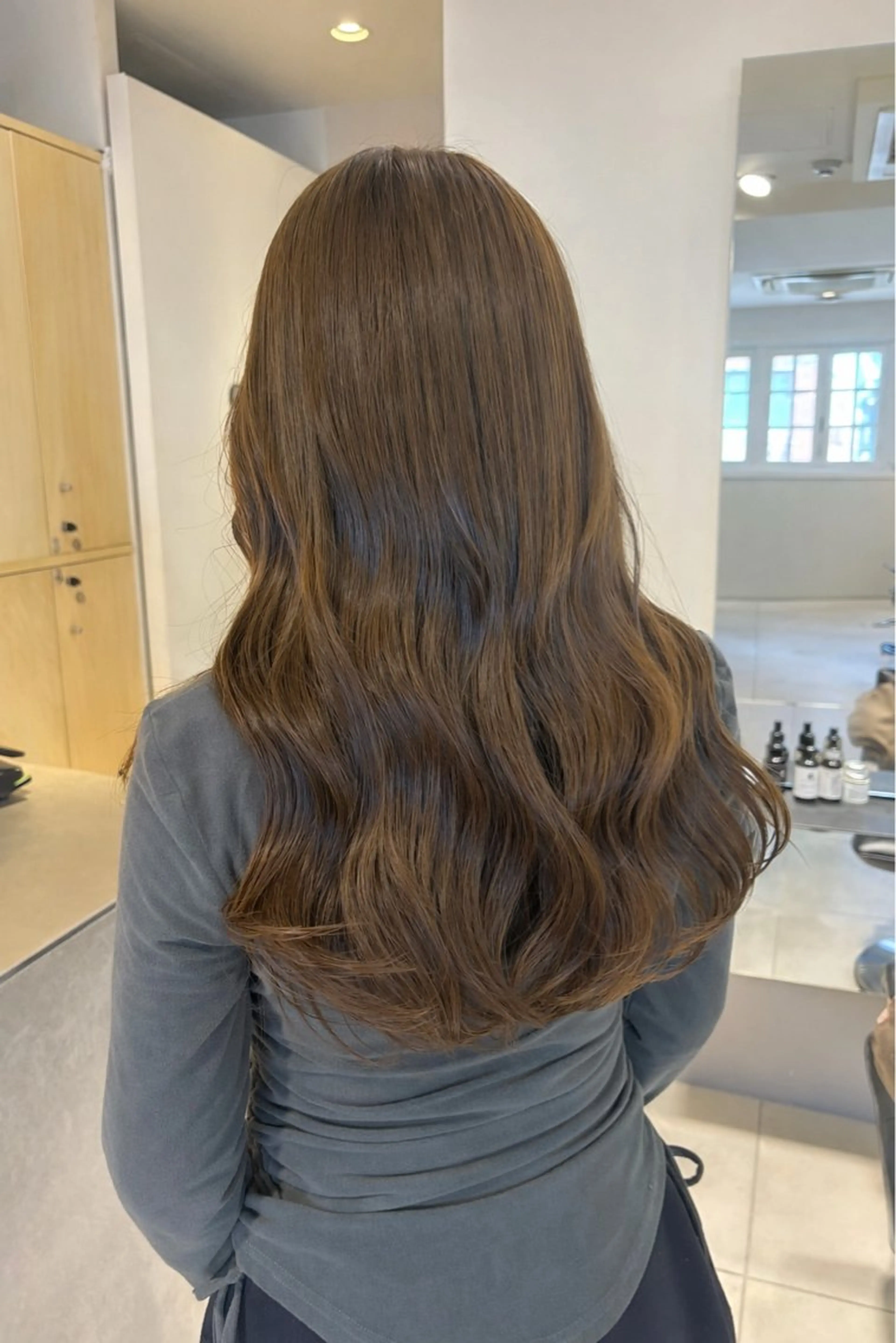 セミロング カラー ヘアカラー トリートメント 艶髪ハイトーン/ レイヤー/yuiのヘアスタイル