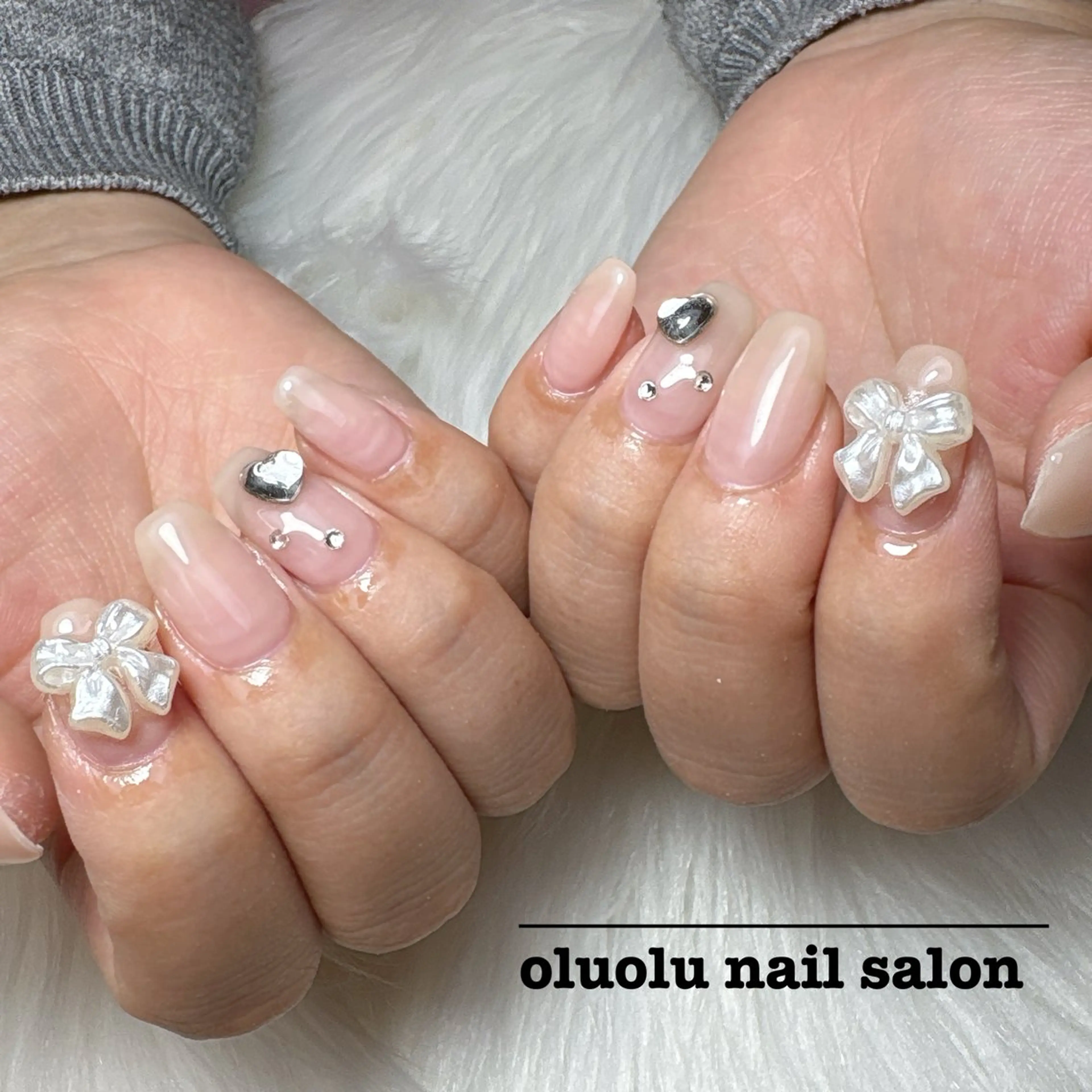 ネイル 韓国ネイル ホワイト oluolu nailsalonのネイルデザイン