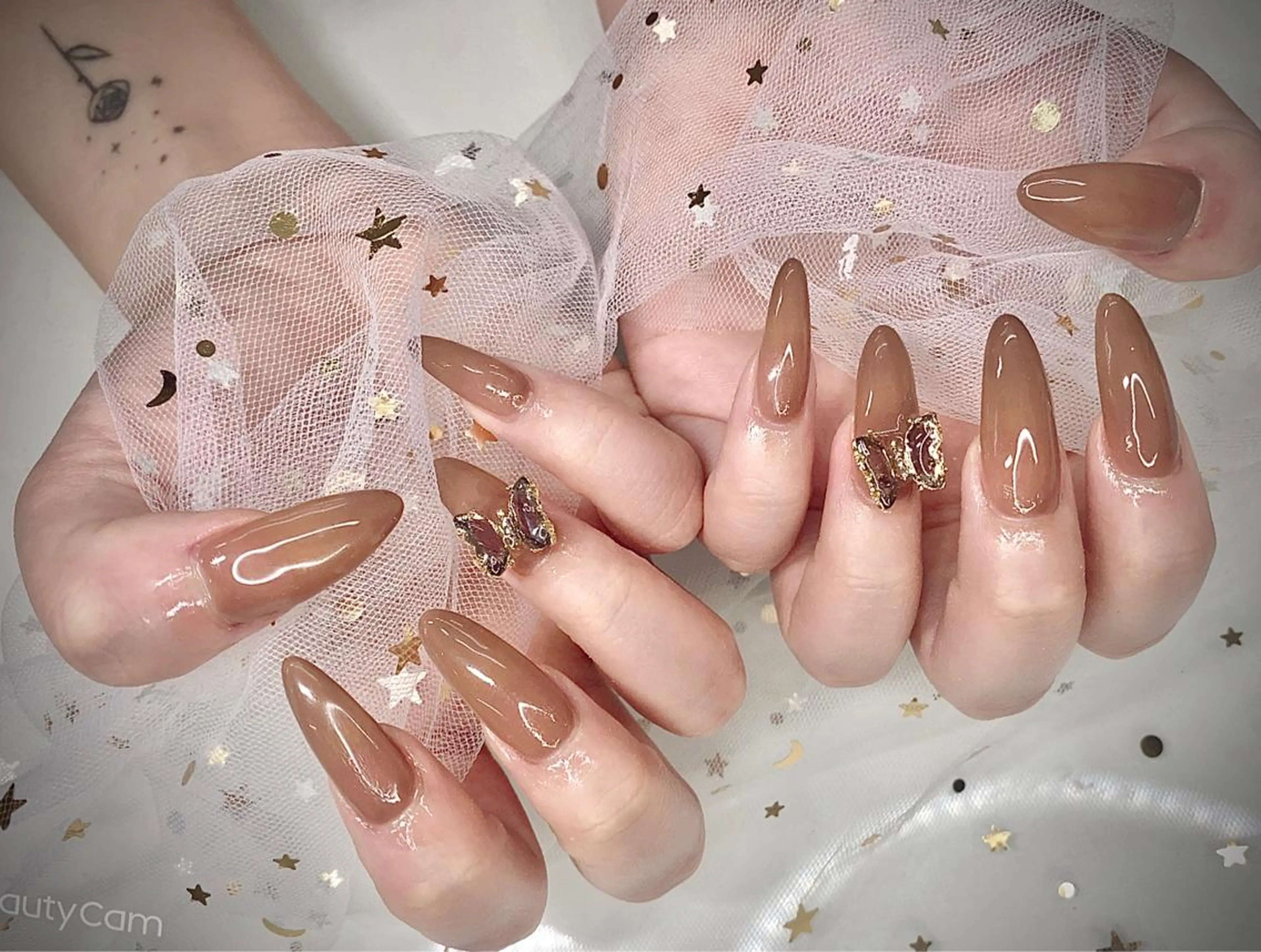 ネイル I-nailロング /ワンホン/キラキラのネイルデザイン