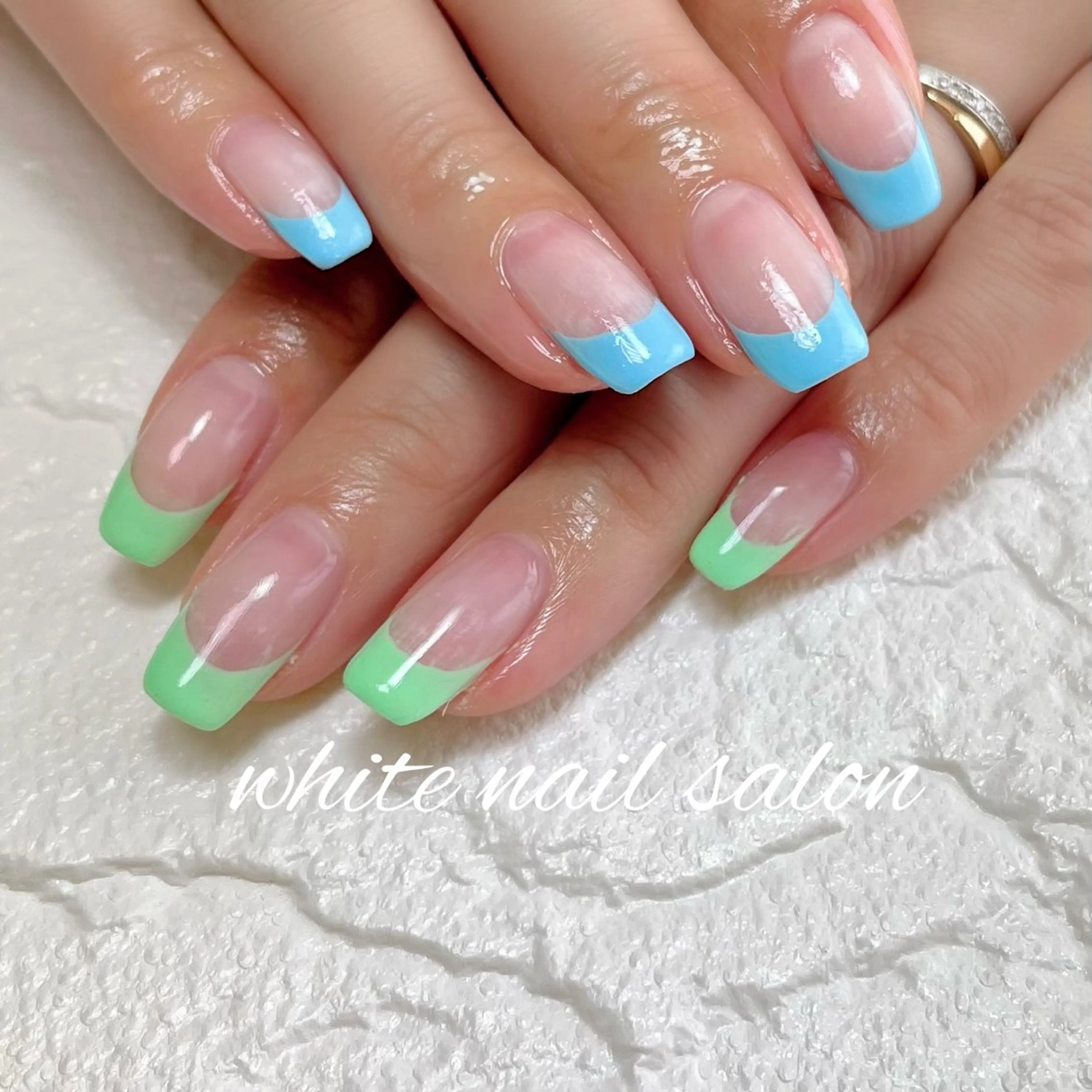ネイル フットネイル フレンチネイル ジェルネイル ハードジェル ラメ(グリッター) ハンドネイル white nail salonのネイルデザイン