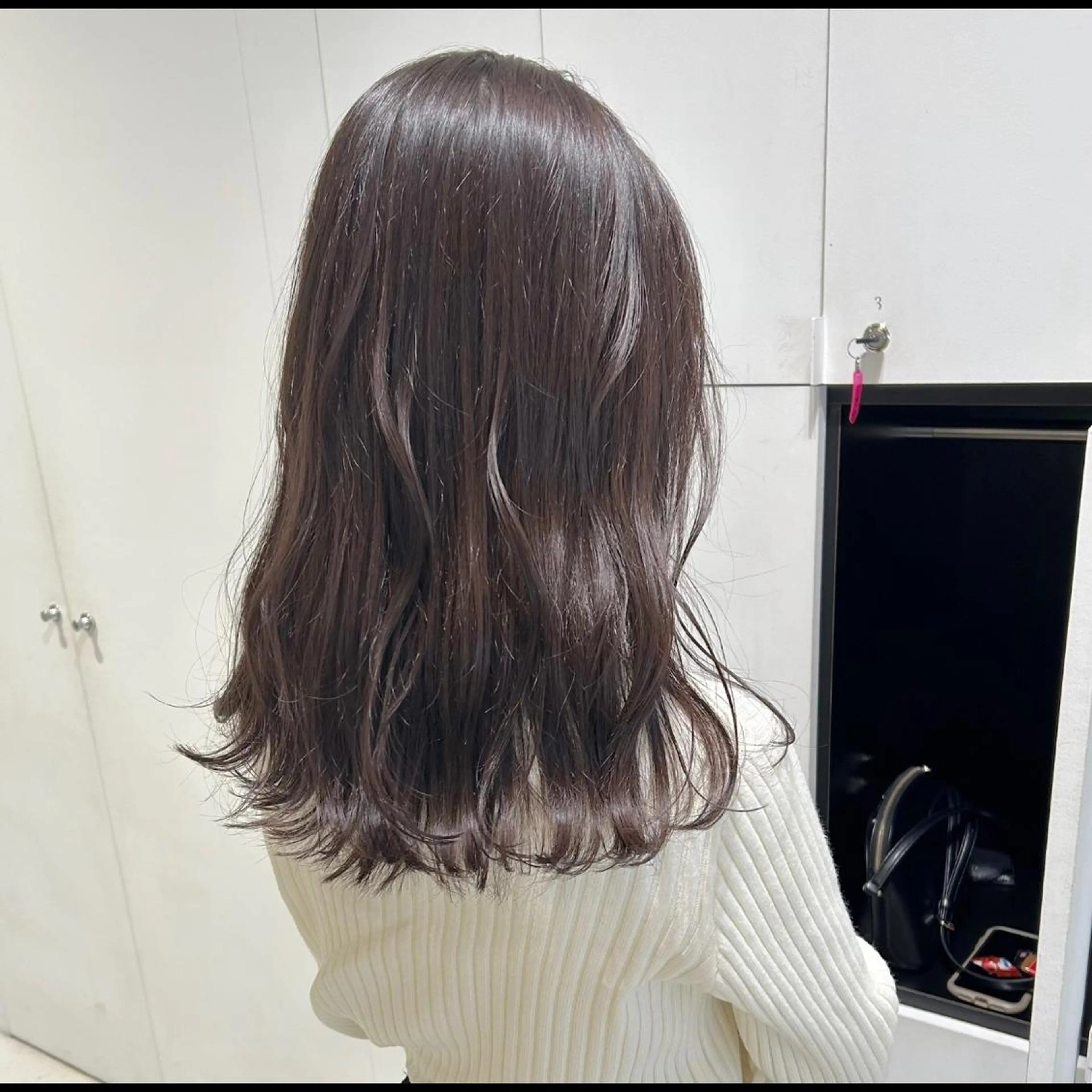 ミディアム カラー グレージュ ラベンダーカラー ラベンダーグレージュ ラベンダーグレー ヘアカラー 透明感カラー🫧 nanohaのヘアスタイル