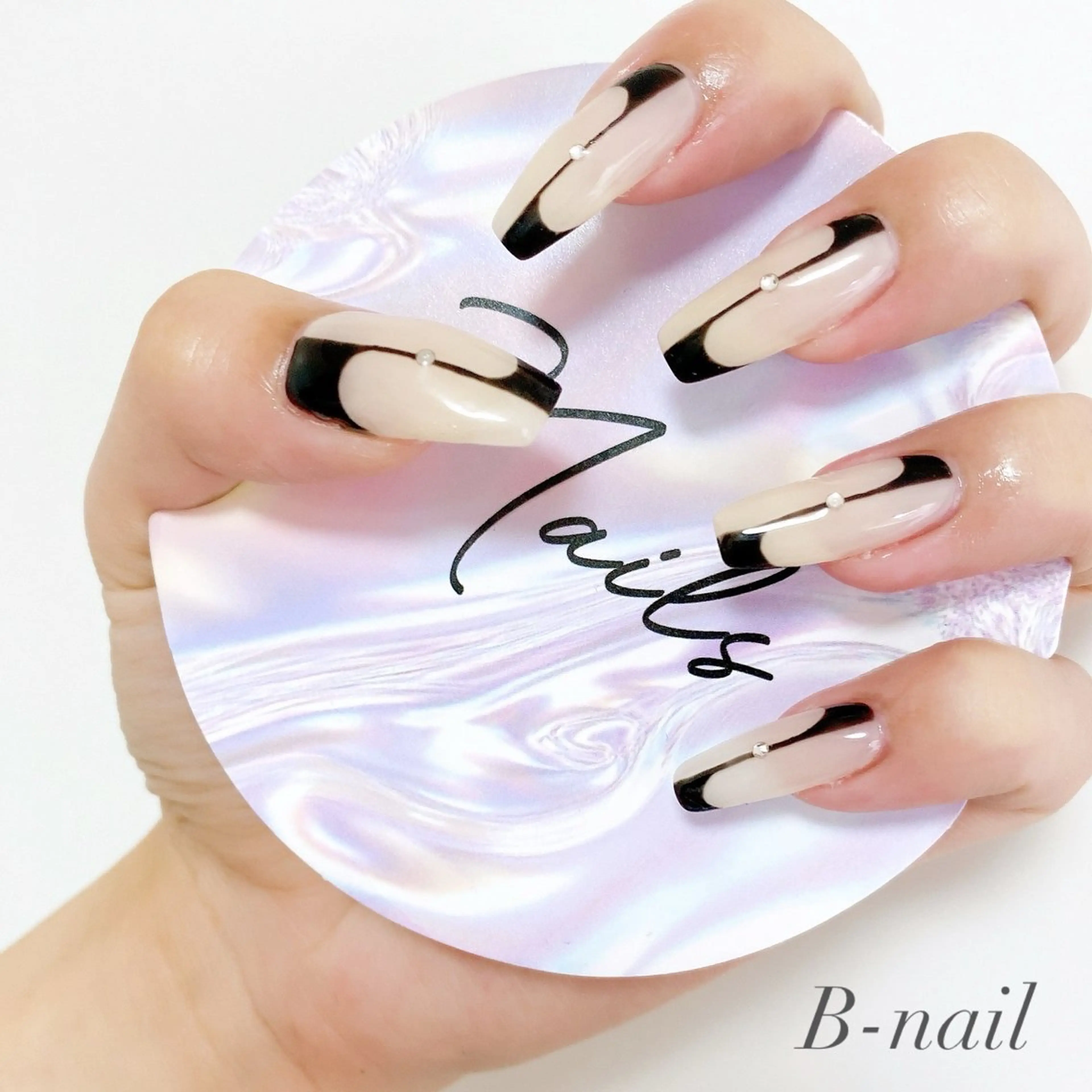 ネイル ハンドネイル B- nailのネイルデザイン