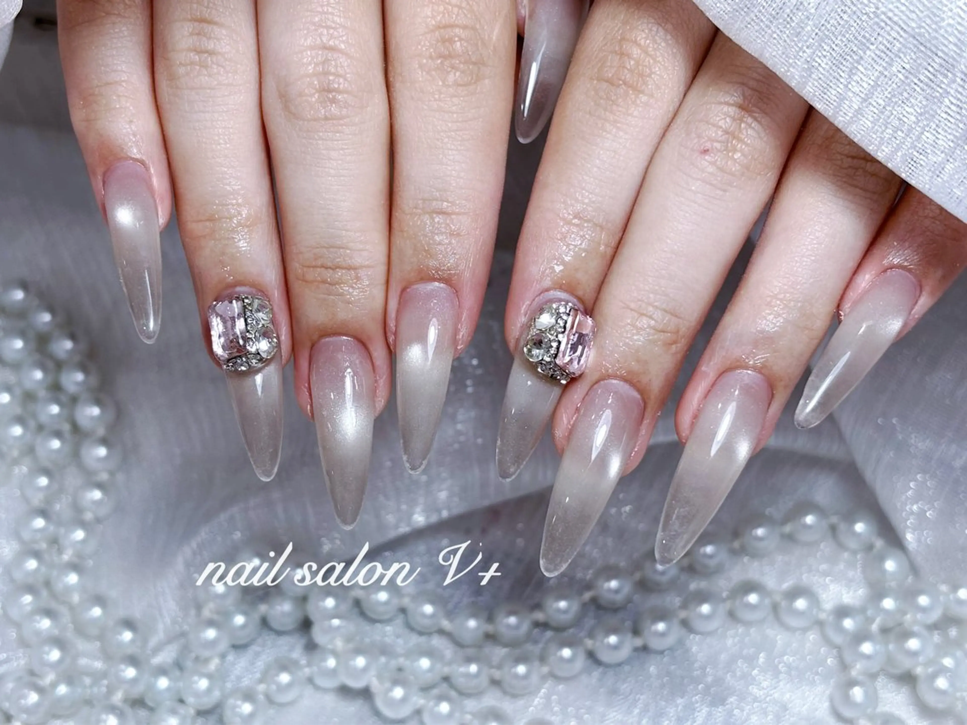 ネイル ハンドネイル Nailsalon Vi+ももか🩷のネイルデザイン