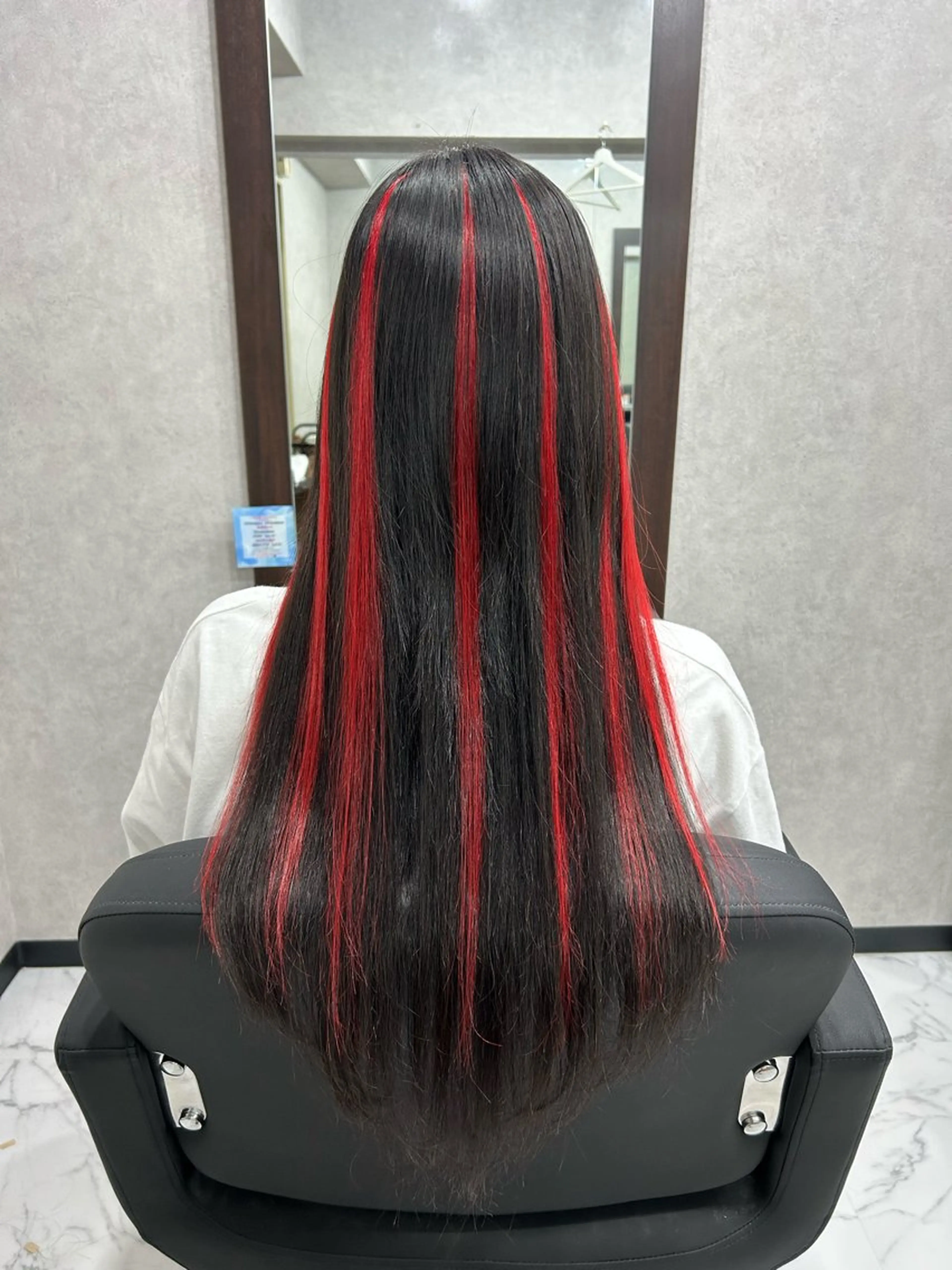 ミディアム カラー シールエクステ ダブルカラー ハイライトカラー ハイトーンカラー エクステ シールエクステの女神 🍑Momo🍑のヘアスタイル