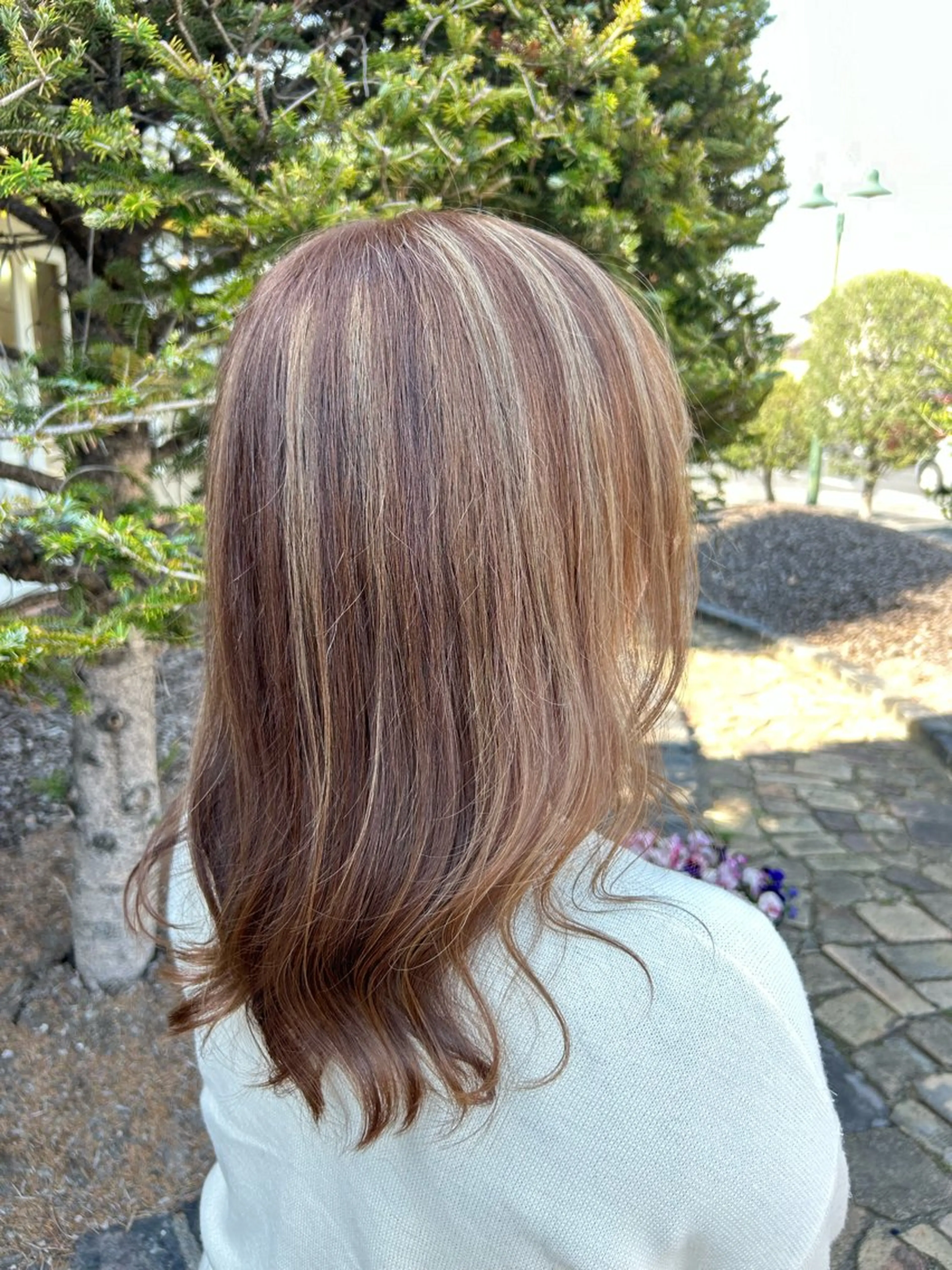 ロング ハイライト ヘアルームflat・ Rena🌼ྀིのヘアスタイル