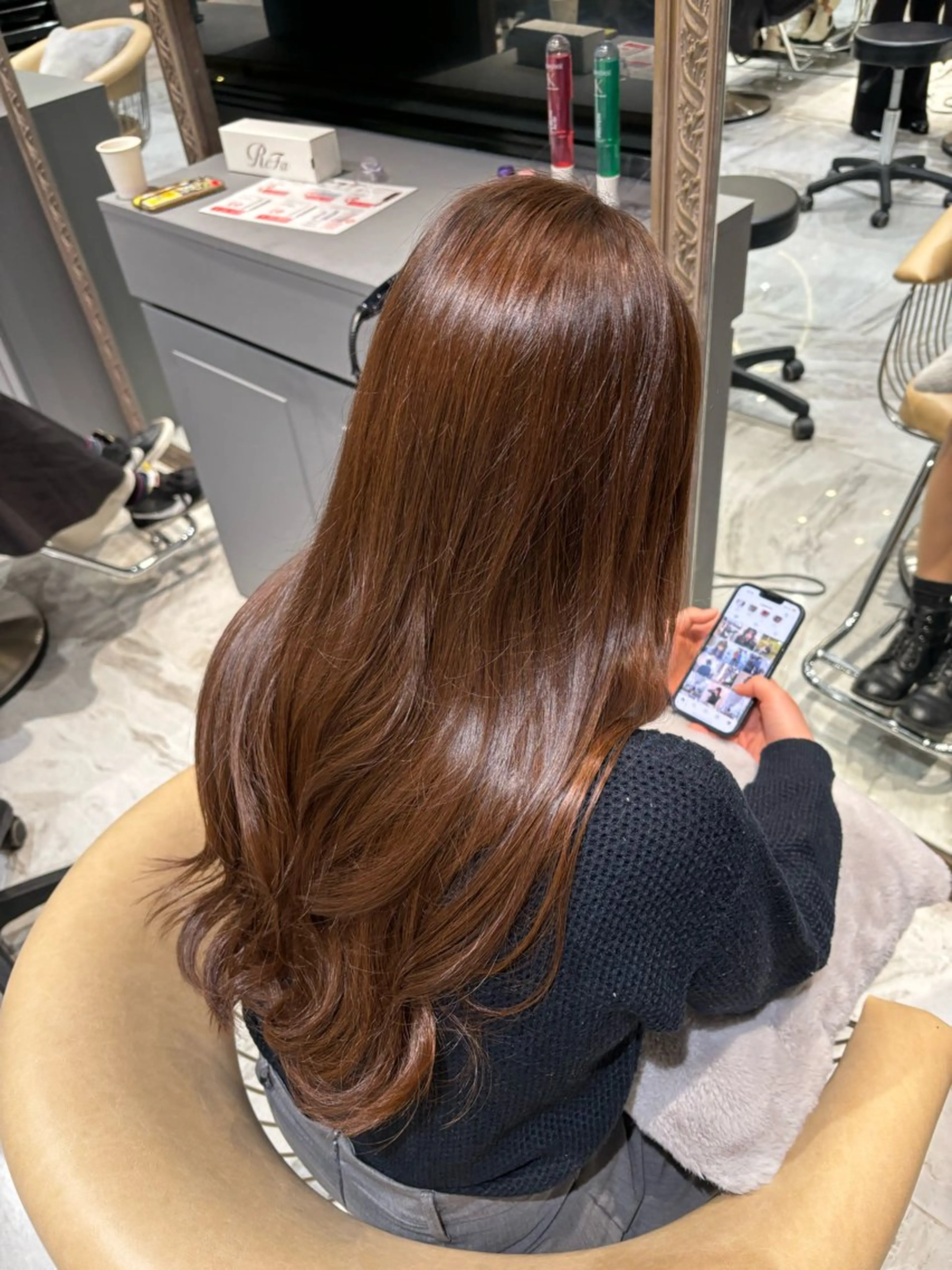 ロング ヘアカラー トリートメント 顔周り\エクステ\ 透明感カラー\まりんのヘアスタイル