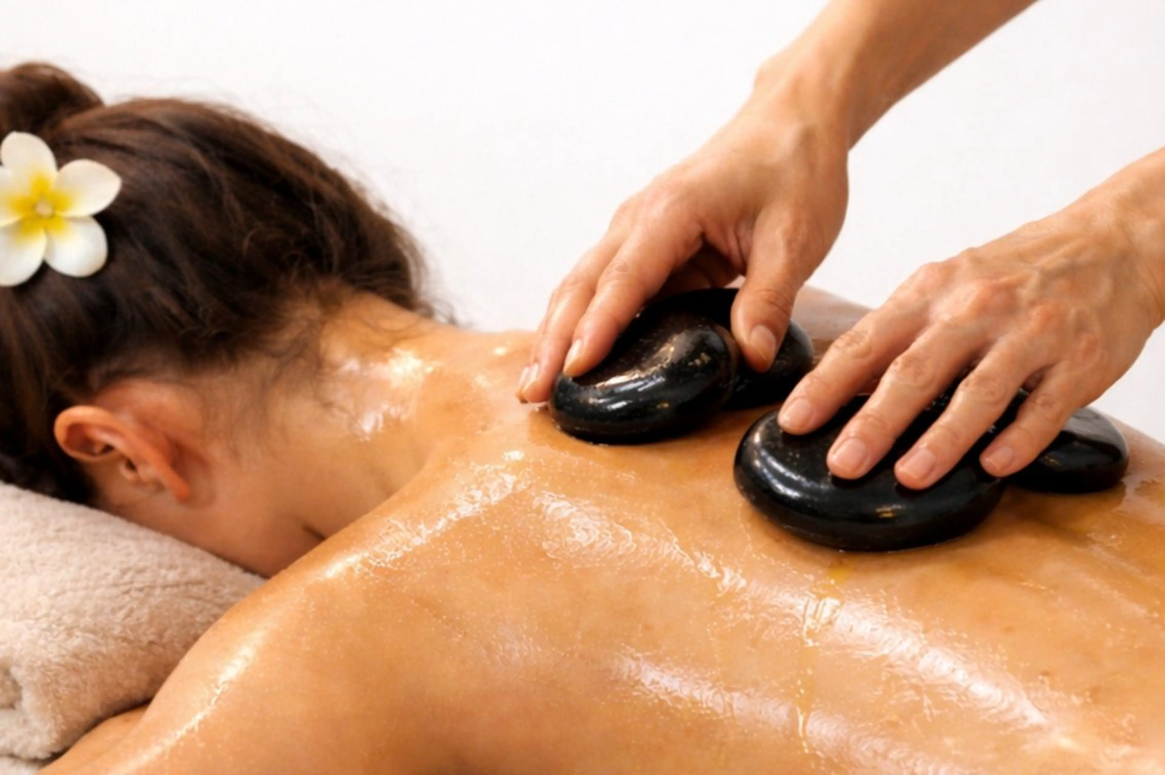 新規＆U30　全身オイルトリートメント120分の写真