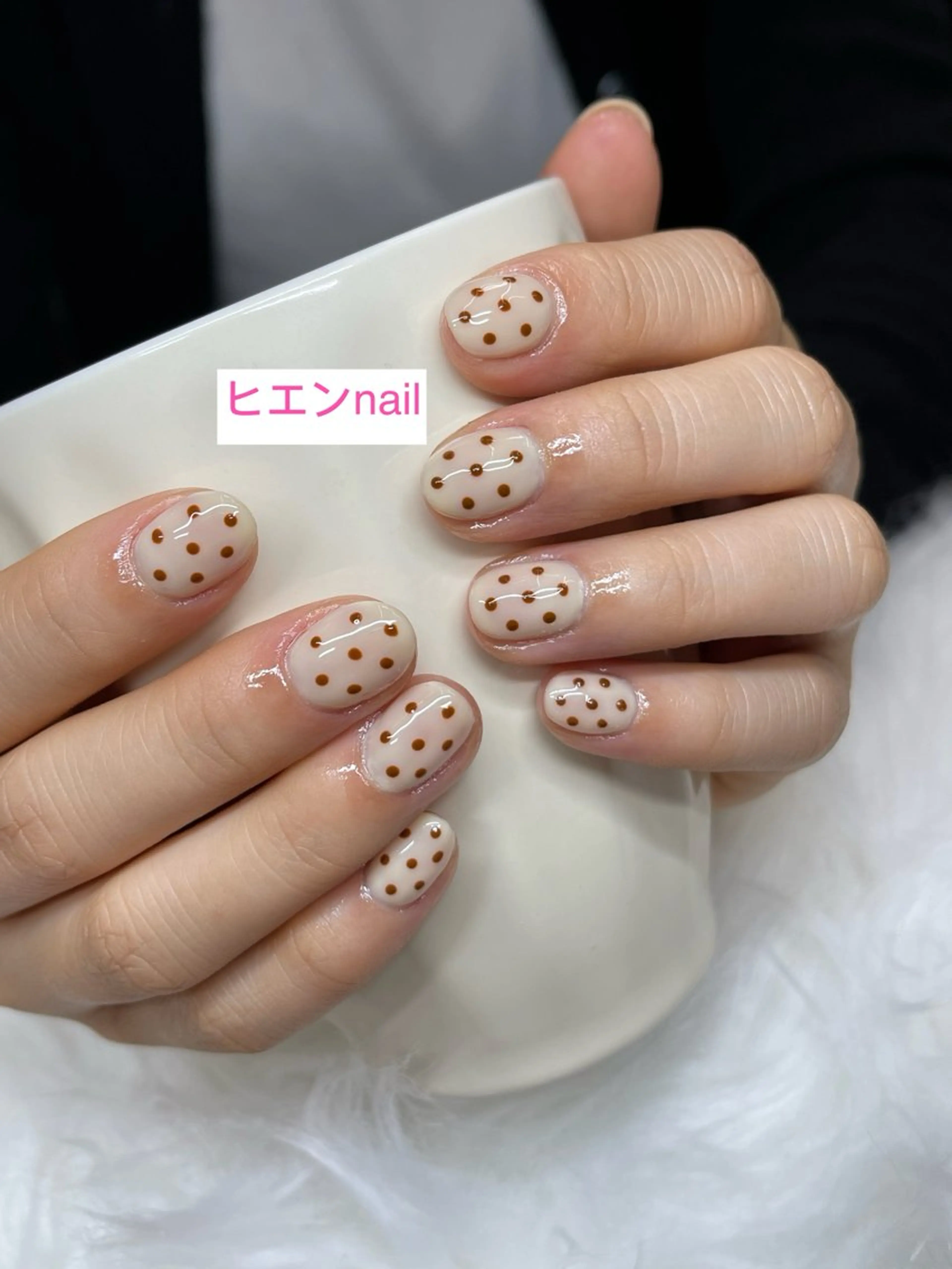 ミディアム ヒエン NAILのネイルデザイン
